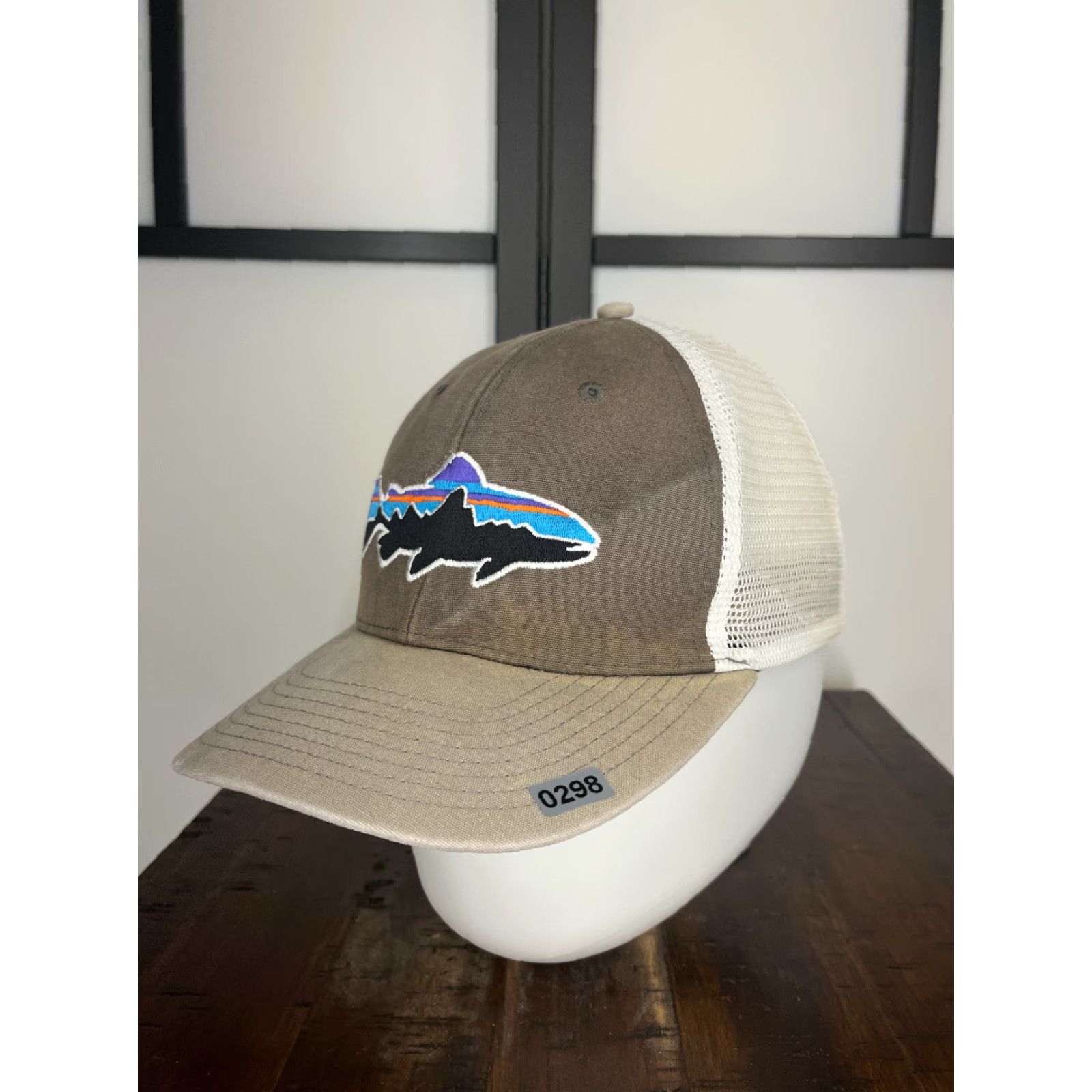 Patagonia Patagonia Hat Cap Snap Back Adult One Size Brown Beige Trucker Embroidered Trout Patagona? Size ONE SIZE - 4 Thumbnail
