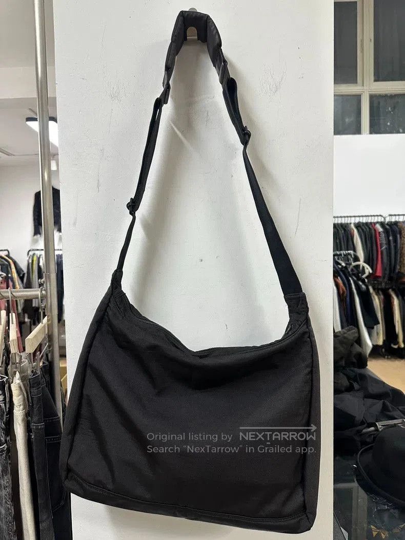 Issey Miyake Issey Miyake Cargo Crossbody Bag . Size ONE SIZE - 5 Thumbnail