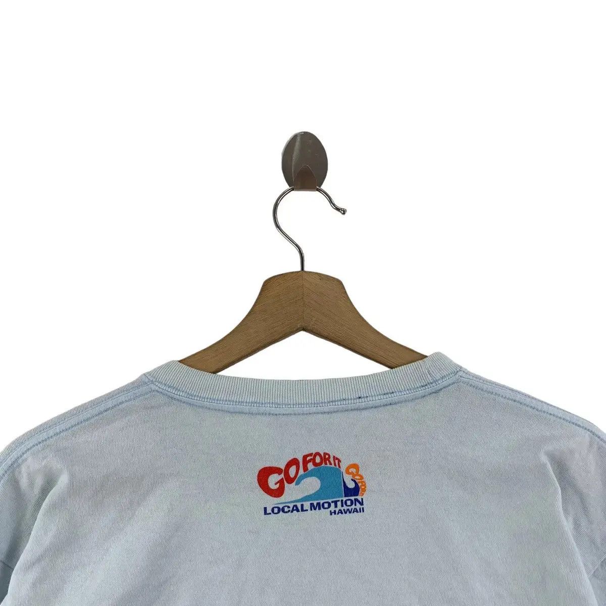 Vintage Vintage LOCAL MOTION HAWAII Go For It Surf Tee Shirt Size US L / EU 52-54 / 3 - 4 Thumbnail
