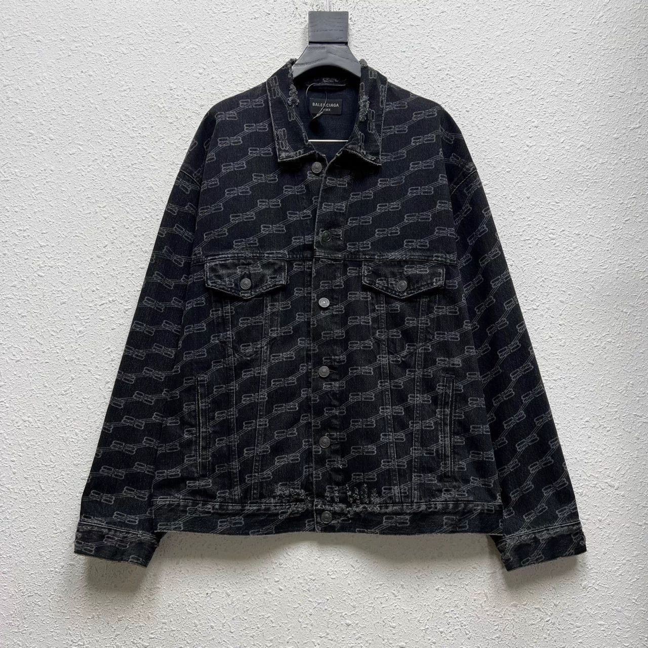 Balenciaga Balenciaga Allover Padlock Denim Jacket Size S NWT Size US S / EU 44-46 / 1 - 1 Thumbnail