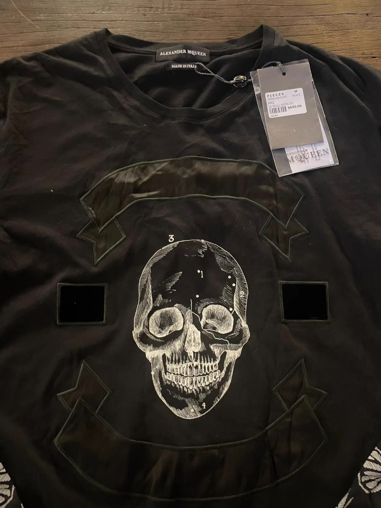 Alexander McQueen Alexander McQueen 16FW black men’s long‑sleeve Ｑ25 Size US M / EU 48-50 / 2 - 3 Thumbnail