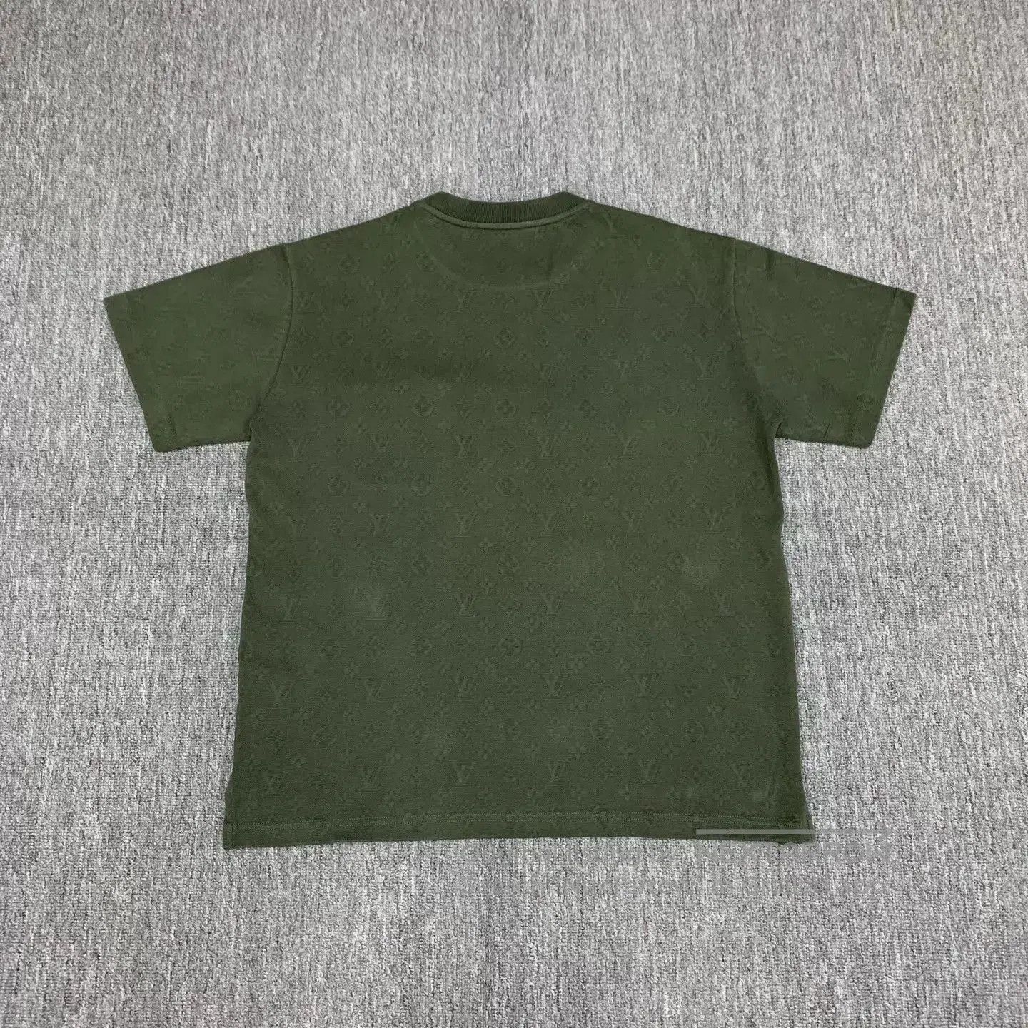 Louis Vuitton Green Short Sleeve Shirt with Chest Pocket. Size US L / EU 52-54 / 3 - 2 Thumbnail