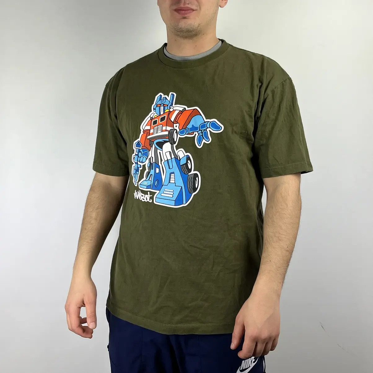 Changes Changes Autobot Tshirt movie anima size Large Size US L / EU 52-54 / 3 - 1 Thumbnail