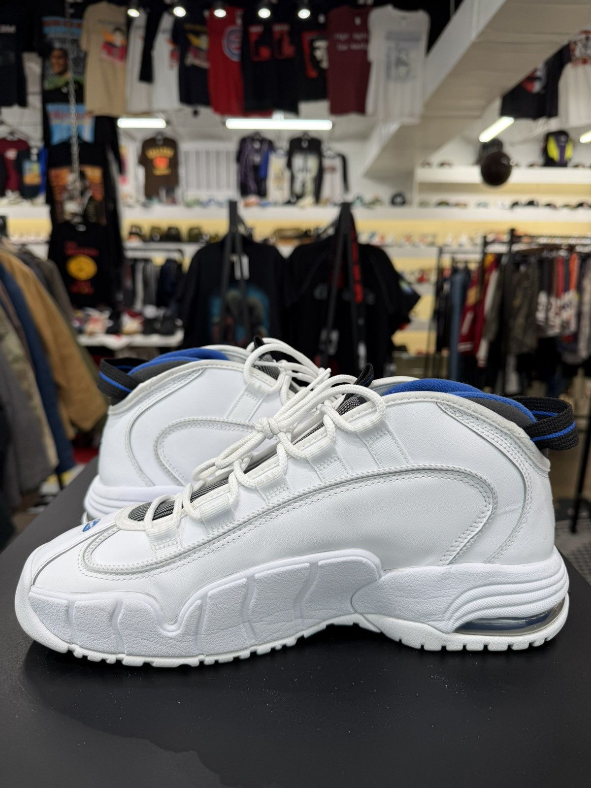 Nike Nike Air Max Penny 1 Home Size 10.5 (2022) Size US 10.5 / EU 43-44 - 4 Thumbnail