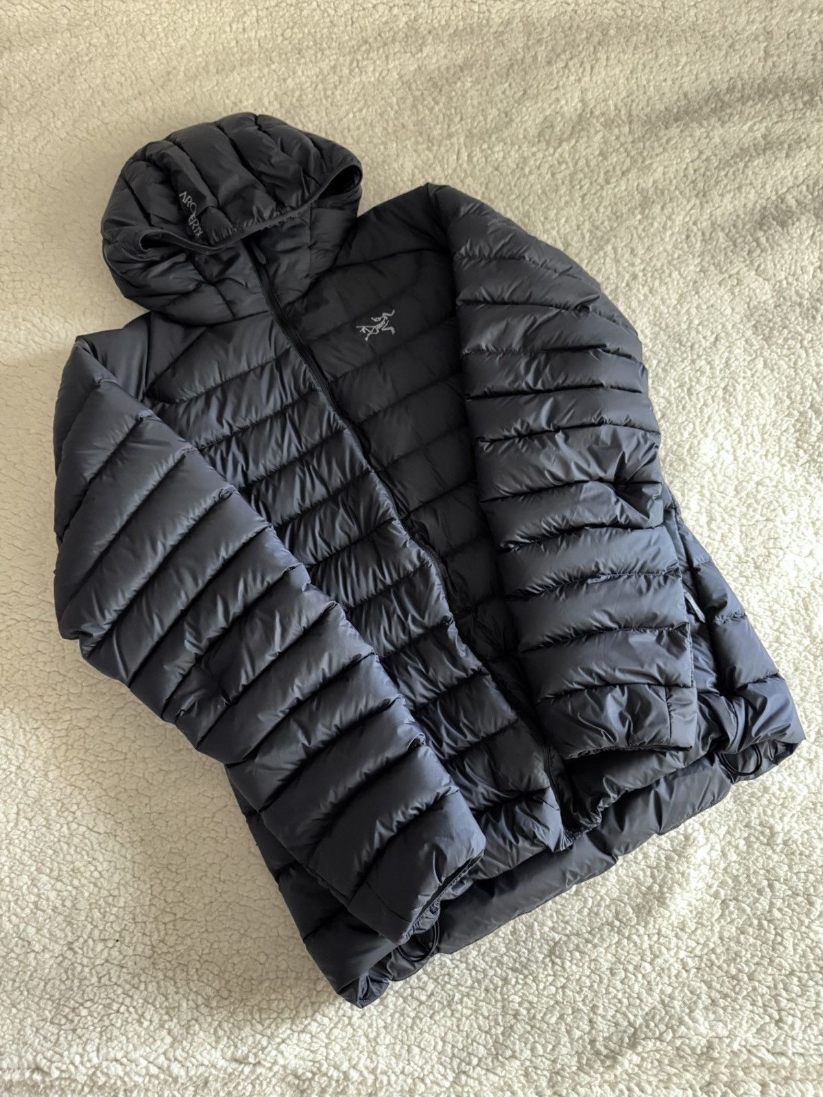 Arc'teryx Arcteryx Cerium LT Navy Hoody Puffer Jacket Size US M / EU 48-50 / 2 - 1 Thumbnail