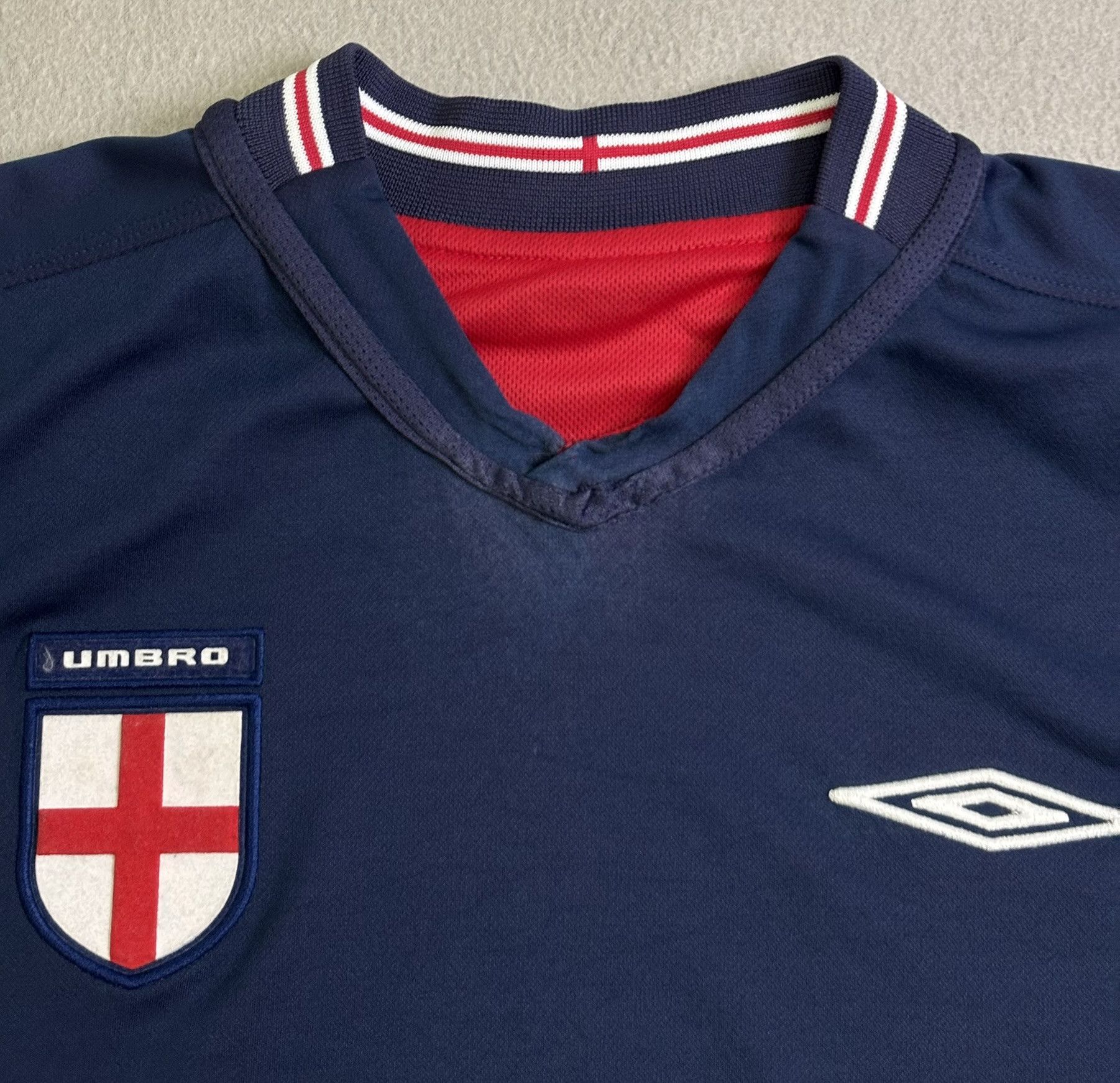 Umbro England 2002 Umbro Football Jersey Size S Size US S / EU 44-46 / 1 - 13 Thumbnail