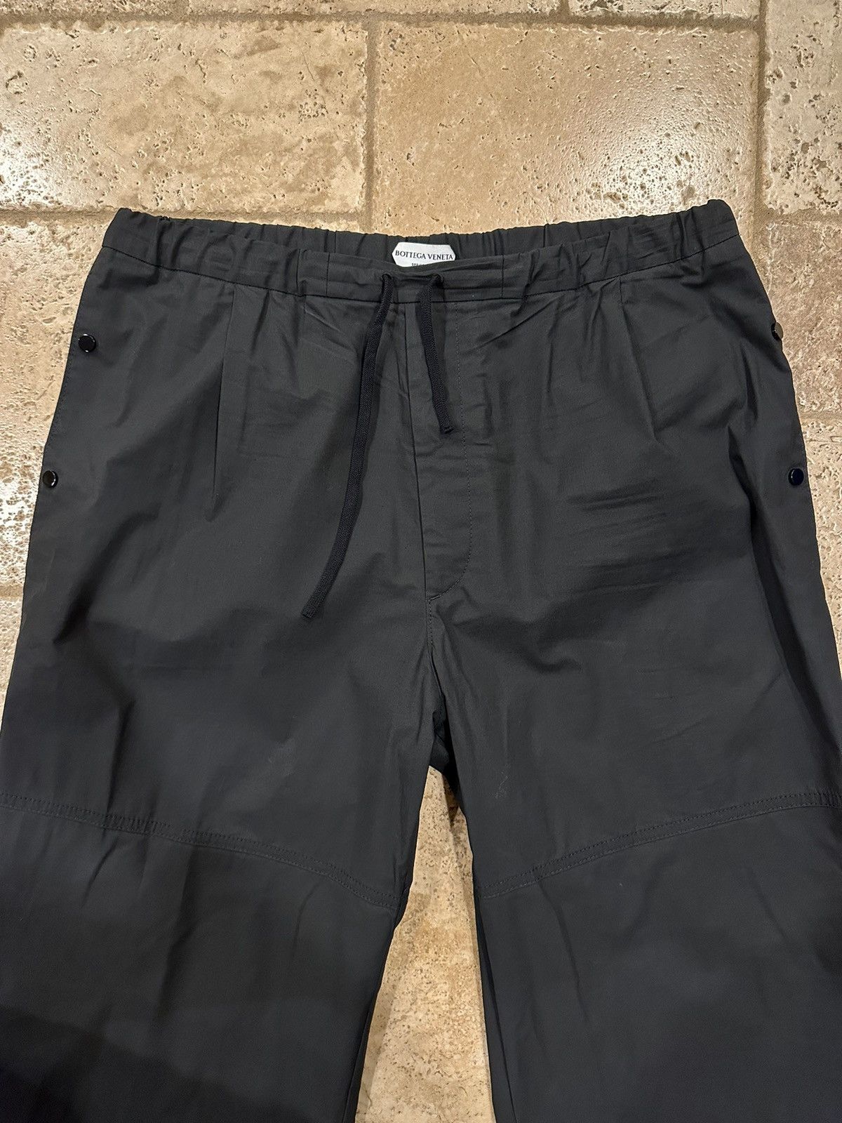 Bottega Veneta Bottega Veneta Daniel Lee Technical Coated Black Pants 2020 Size US 36 / EU 52 - 6 Thumbnail