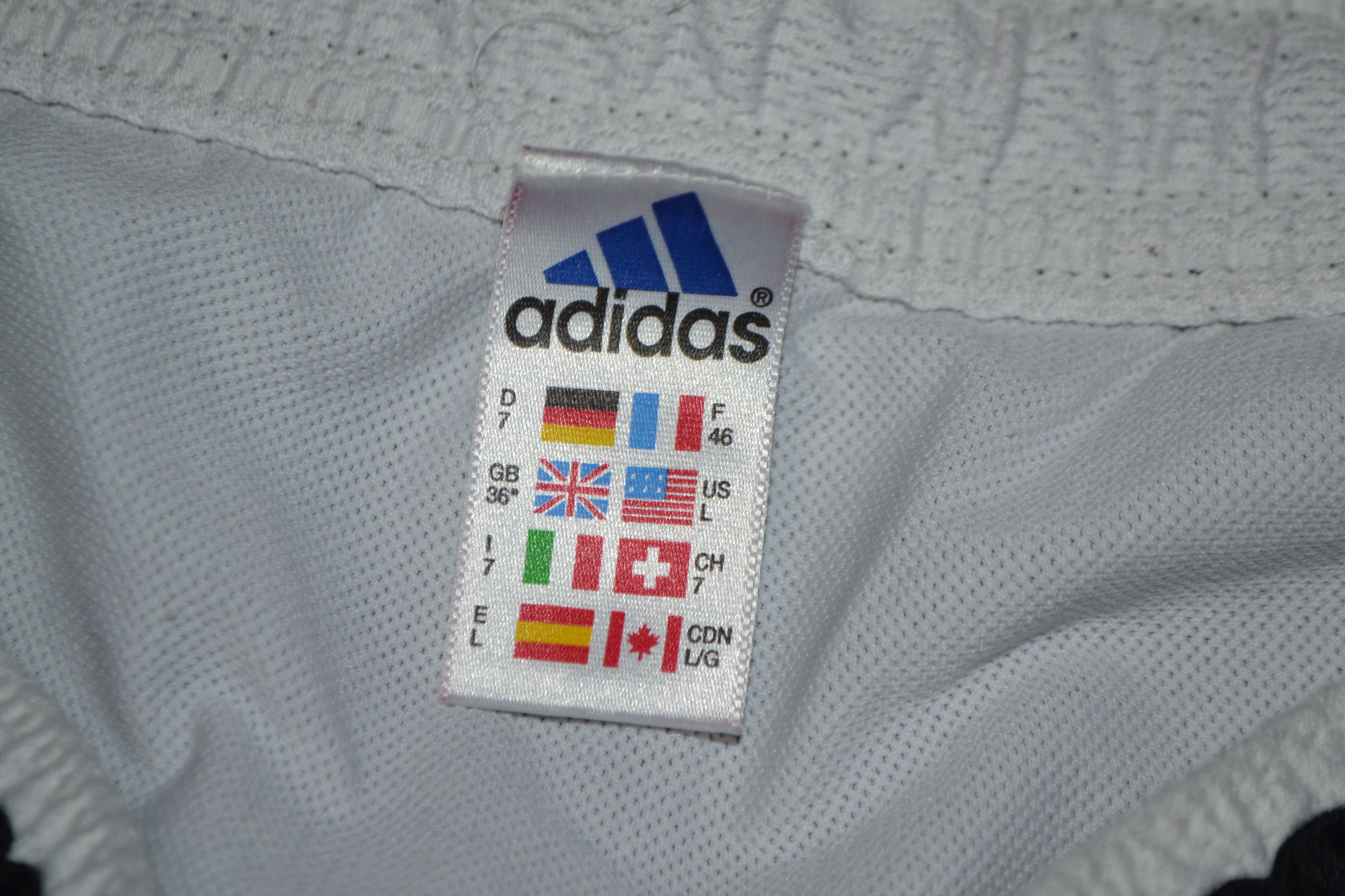 Adidas Germany Y2K Vintage 90s Football Shorts Soccer Size US 34 / EU 50 - 3 Thumbnail