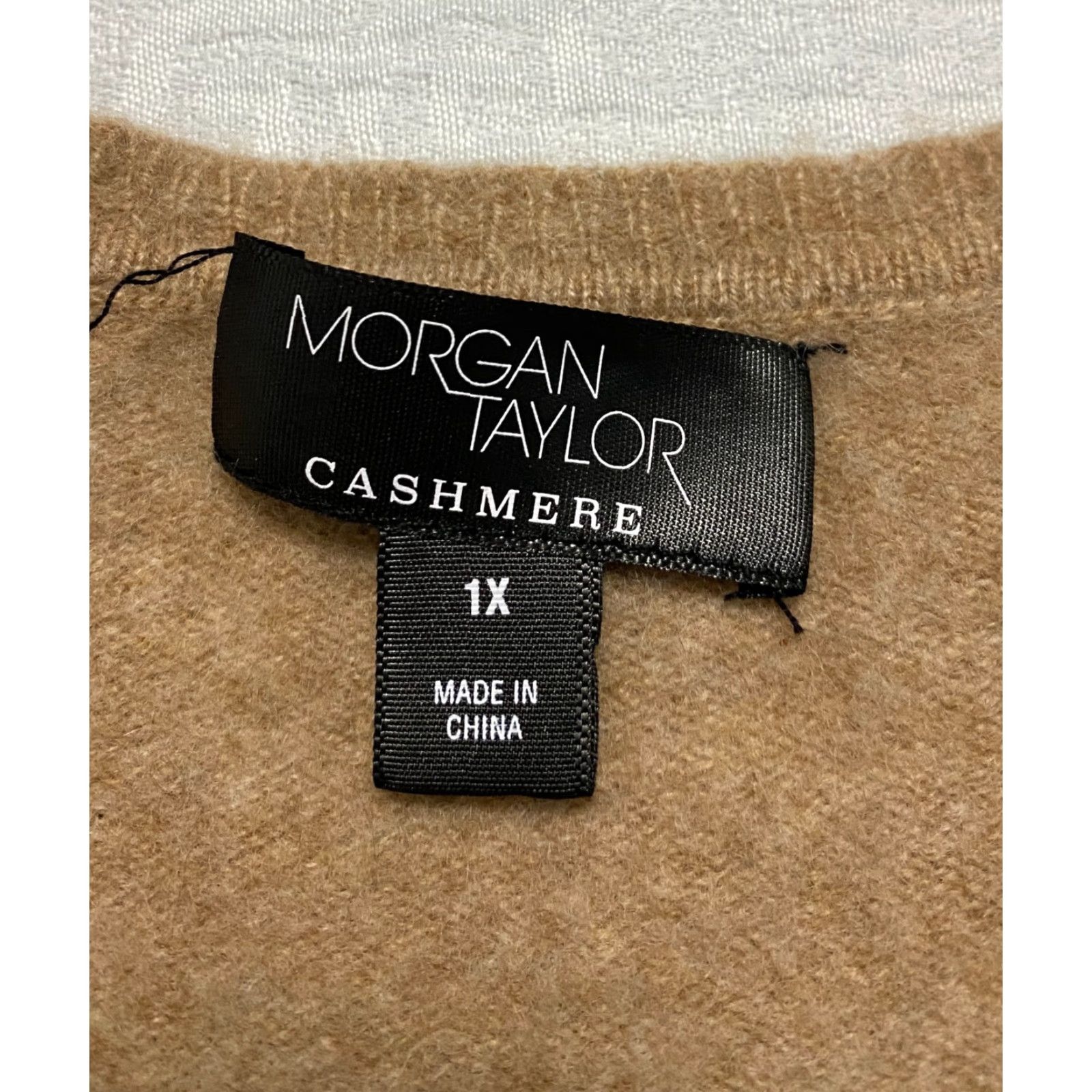 Vintage Morgan Taylor Sweater Pullover V-Neck Womens 1X Brown Cashmere Knit Long Sleeve Button Size XL / US 12-14 / IT 48-50 - 8 Thumbnail