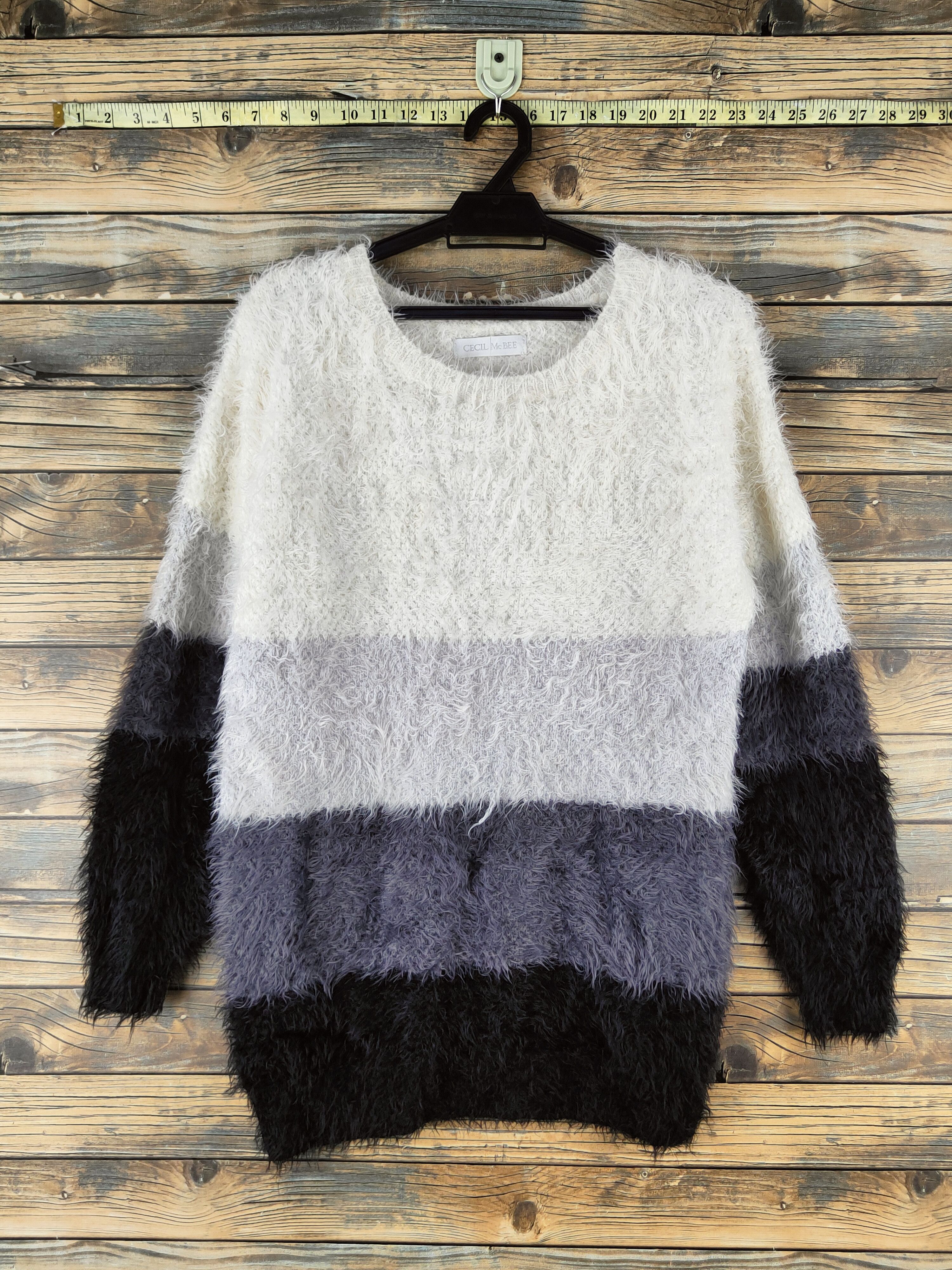 Japanese Brand DL Cecil McBee shaggy Fur Mohair Knitwear #46-1007 Size M / US 6-8 / IT 42-44 - 1 Thumbnail