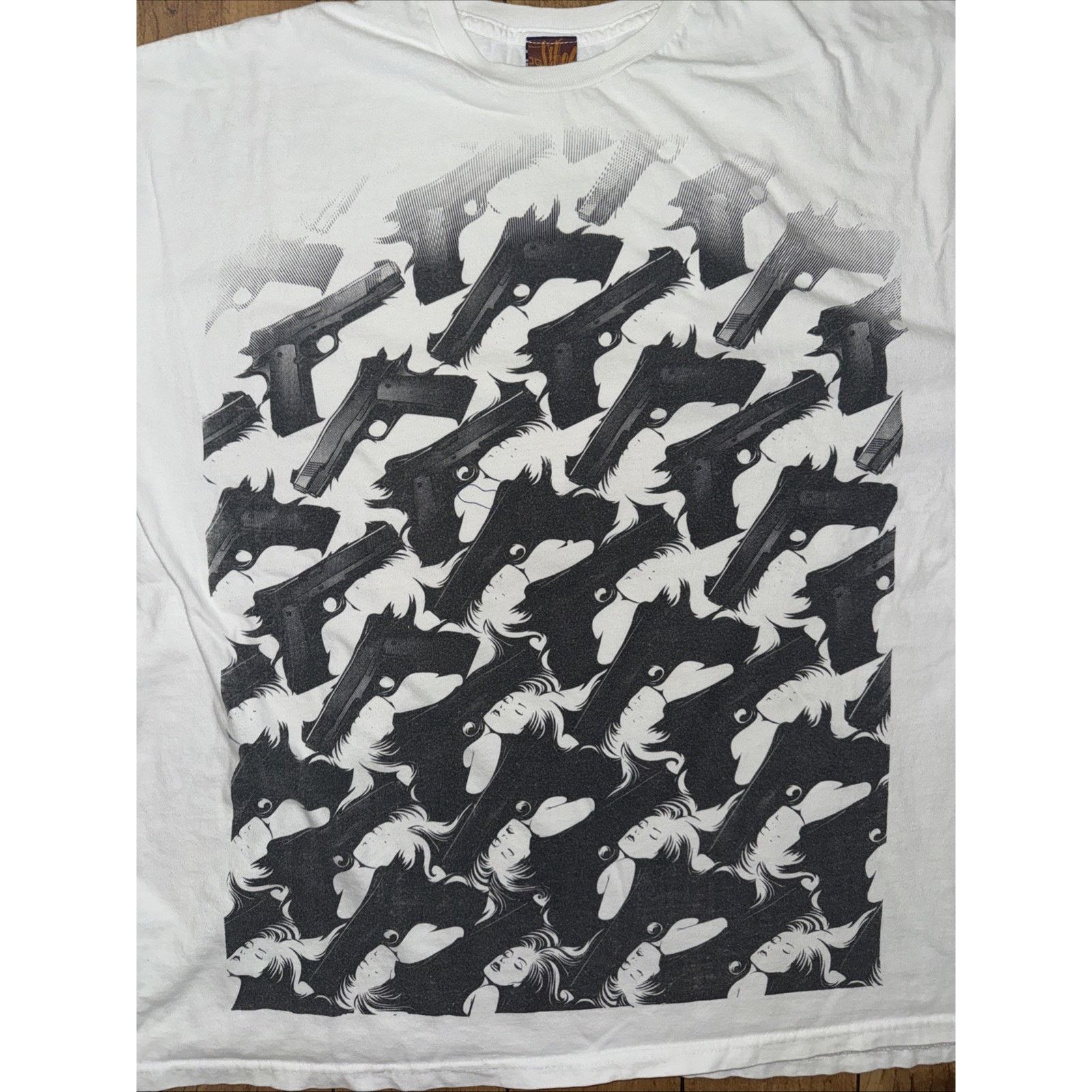 Band Tees × Vintage Streetwear Brand All Over Print T-Shirt White XXL 25x30 Size US XXL / EU 58 / 5 - 2 Thumbnail