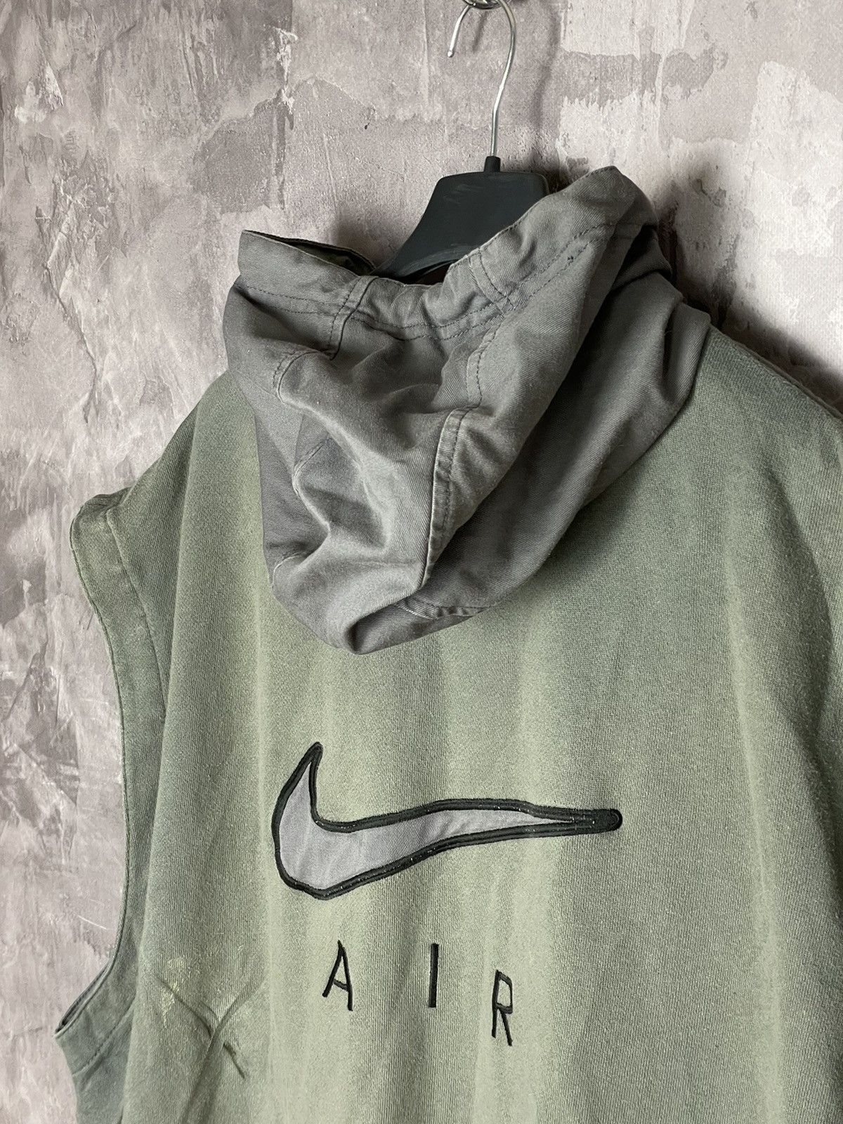 Nike × Vintage NIKE 0s Vintage Big Swoosh Logo Sleeveless Hoodie Sweatshirt Size US L / EU 52-54 / 3 - 13 Thumbnail