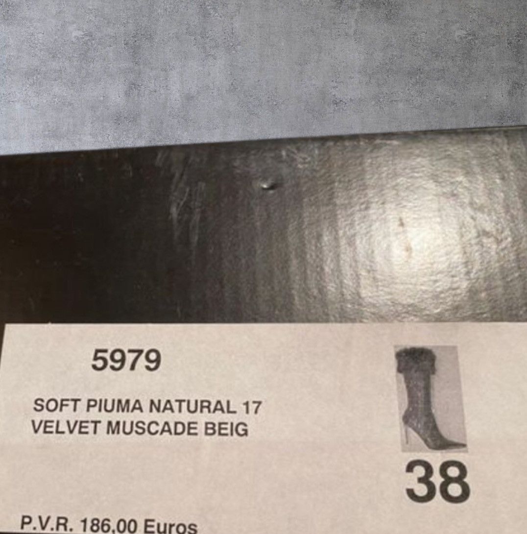 Other Fluxá leather fur boots cream 7 Size US 7 / IT 37 - 4 Thumbnail
