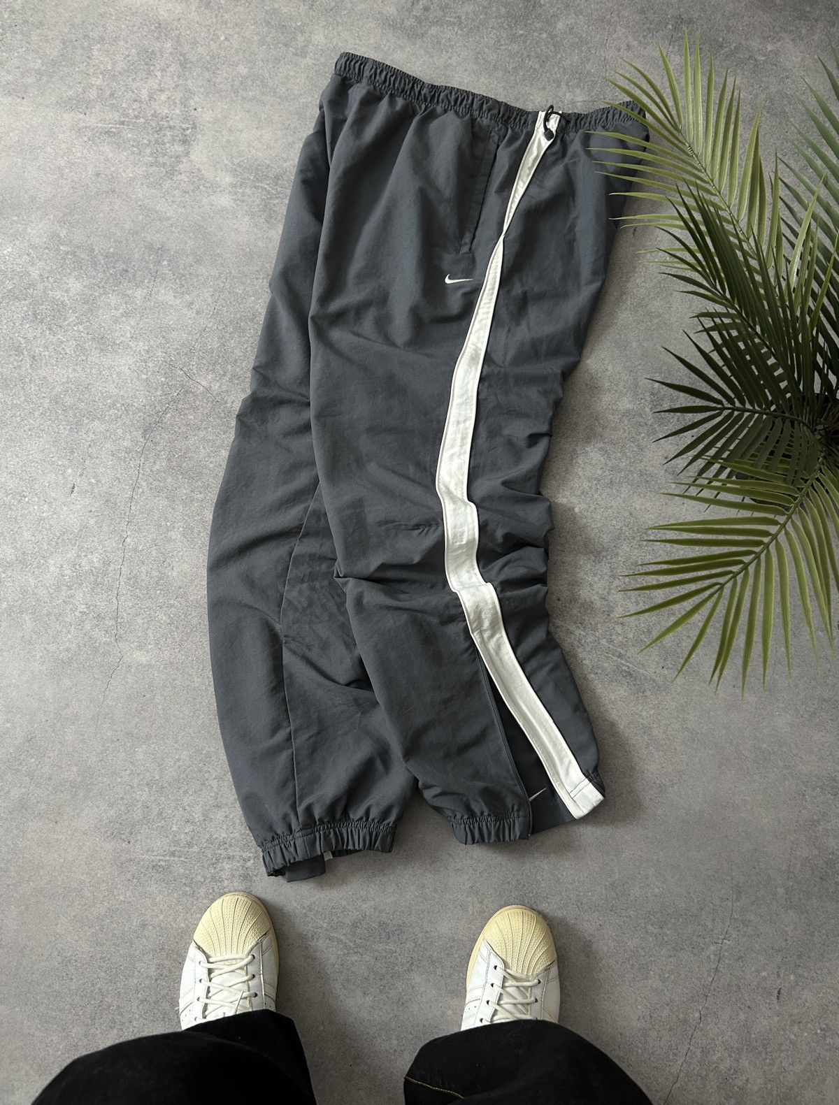 Vintage Nike double swoosh nylons track pants mens