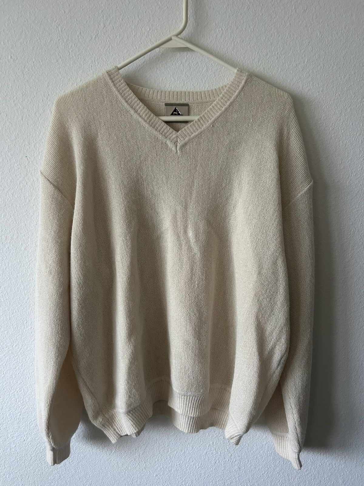 Other Alpaca International Alpaca Fur Cream V-Neck Sweater Size ONE SIZE - 1 Thumbnail