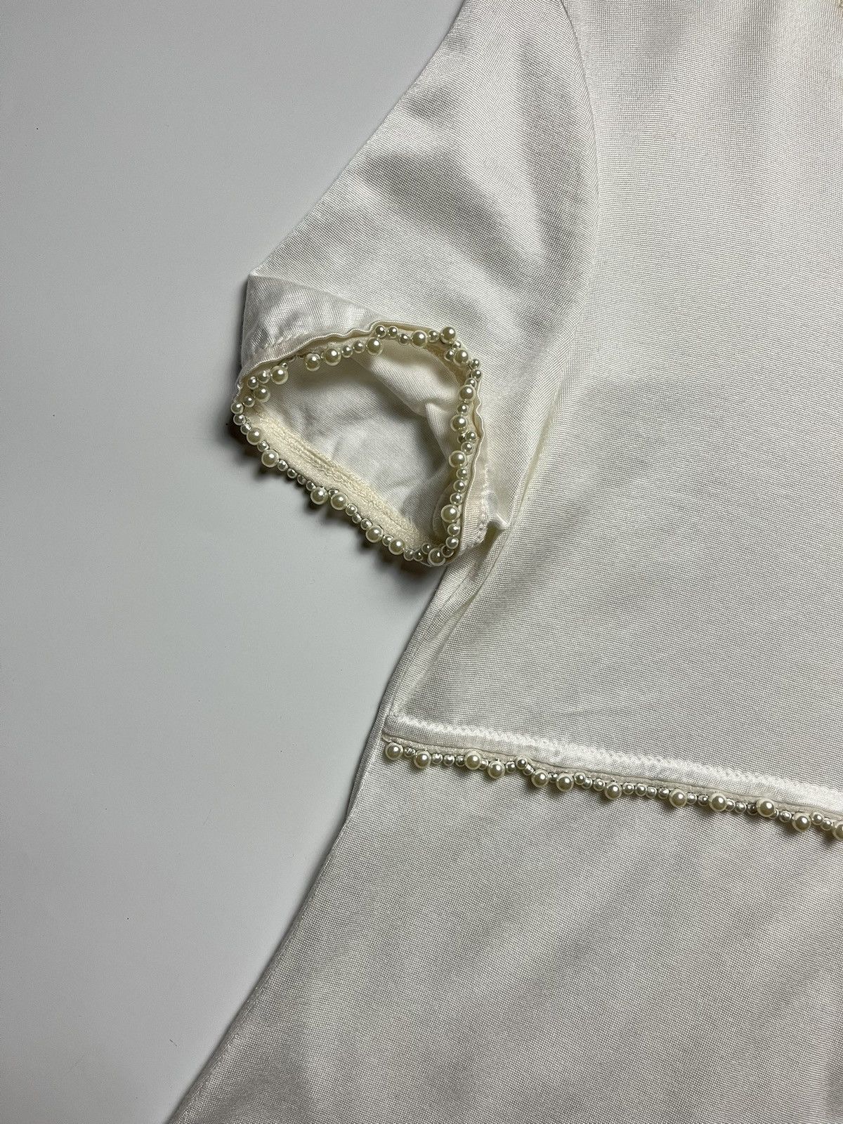 Chanel CHANEL 2016 Pearl Embellished Short Sleeve Top - Cream Size XXS / US 00 / IT 34 - 8 Thumbnail