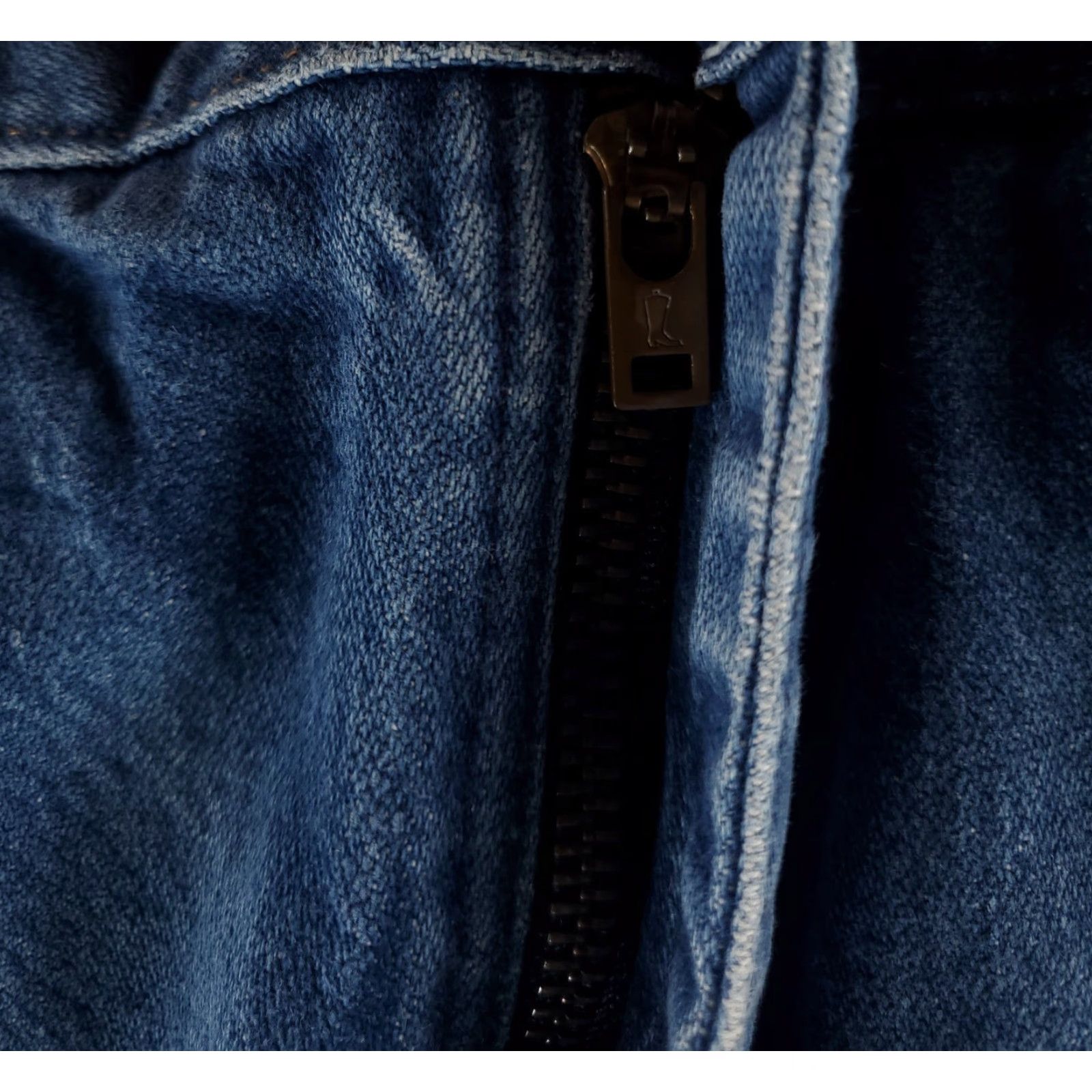Wrangler VINTAGE Wrangler 13MWZ Jeans Men Blue 32x36 36 Inseam Made USA 90s Straight Denim Jeans Mens Size US 32 / EU 48 - 3 Thumbnail