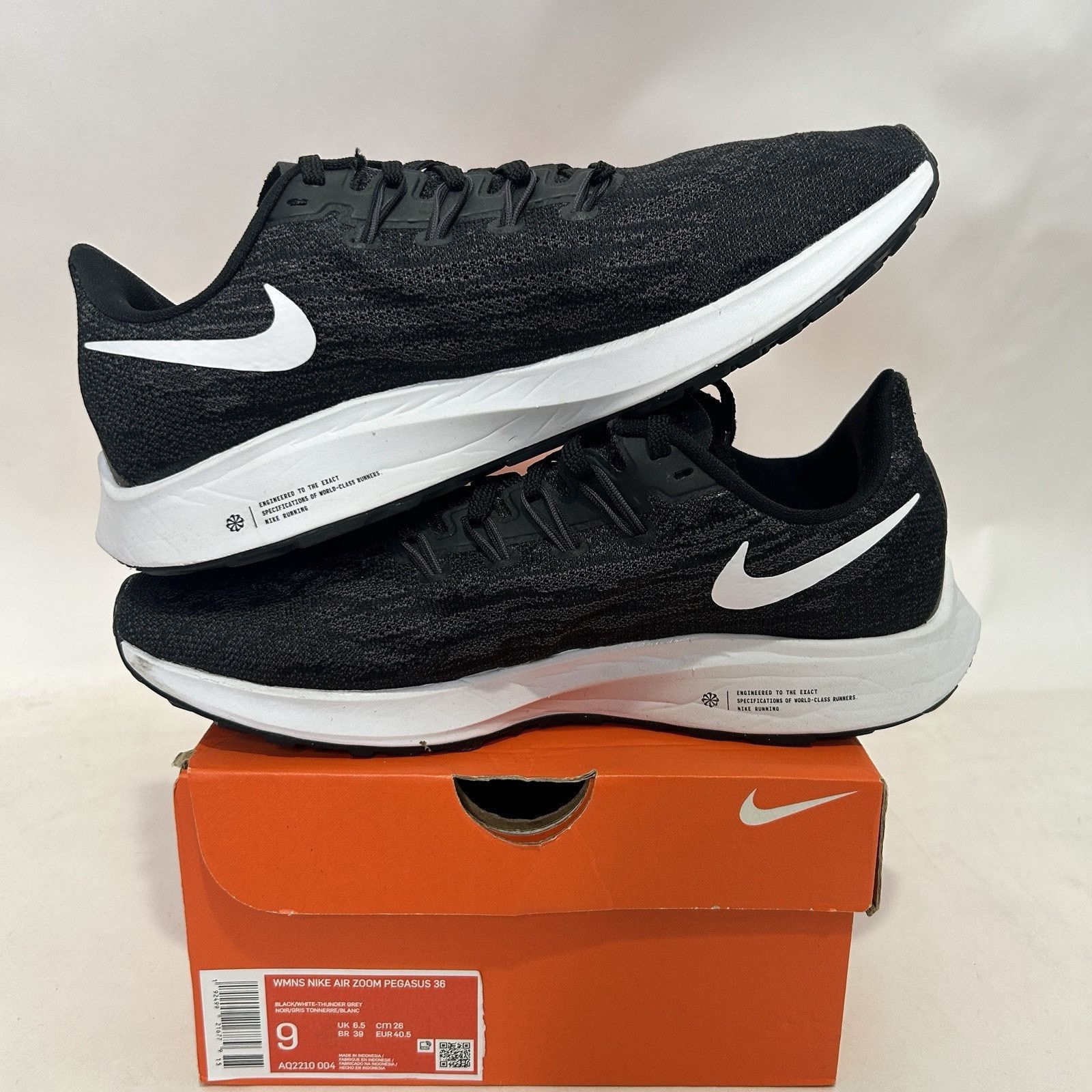 Nike Nike Air Zoom Pegasus 36 WMNS “Black White Thunder Gray” Size US 9 / IT 39 - 3 Thumbnail