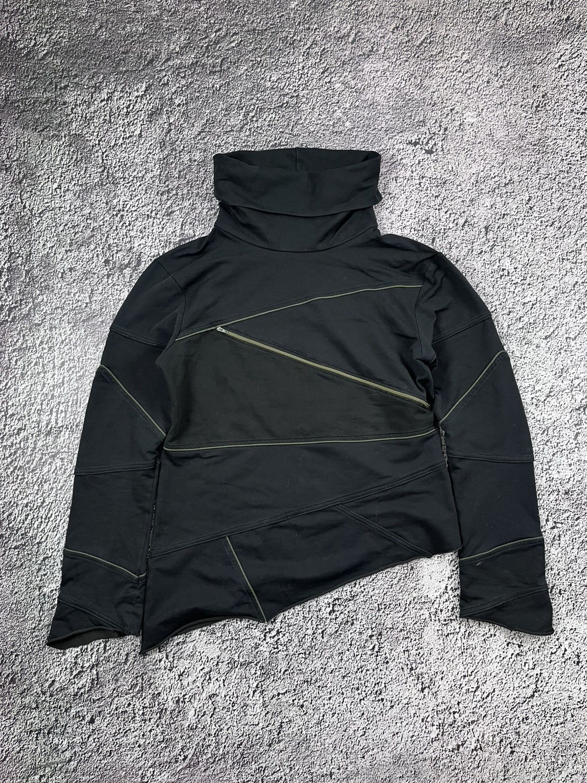 Japanese Brand VINTAGE 90S ASYMMETRIC AVANTGARDE TURTLENECK Size XL / US 12-14 / IT 48-50 - 1 Thumbnail