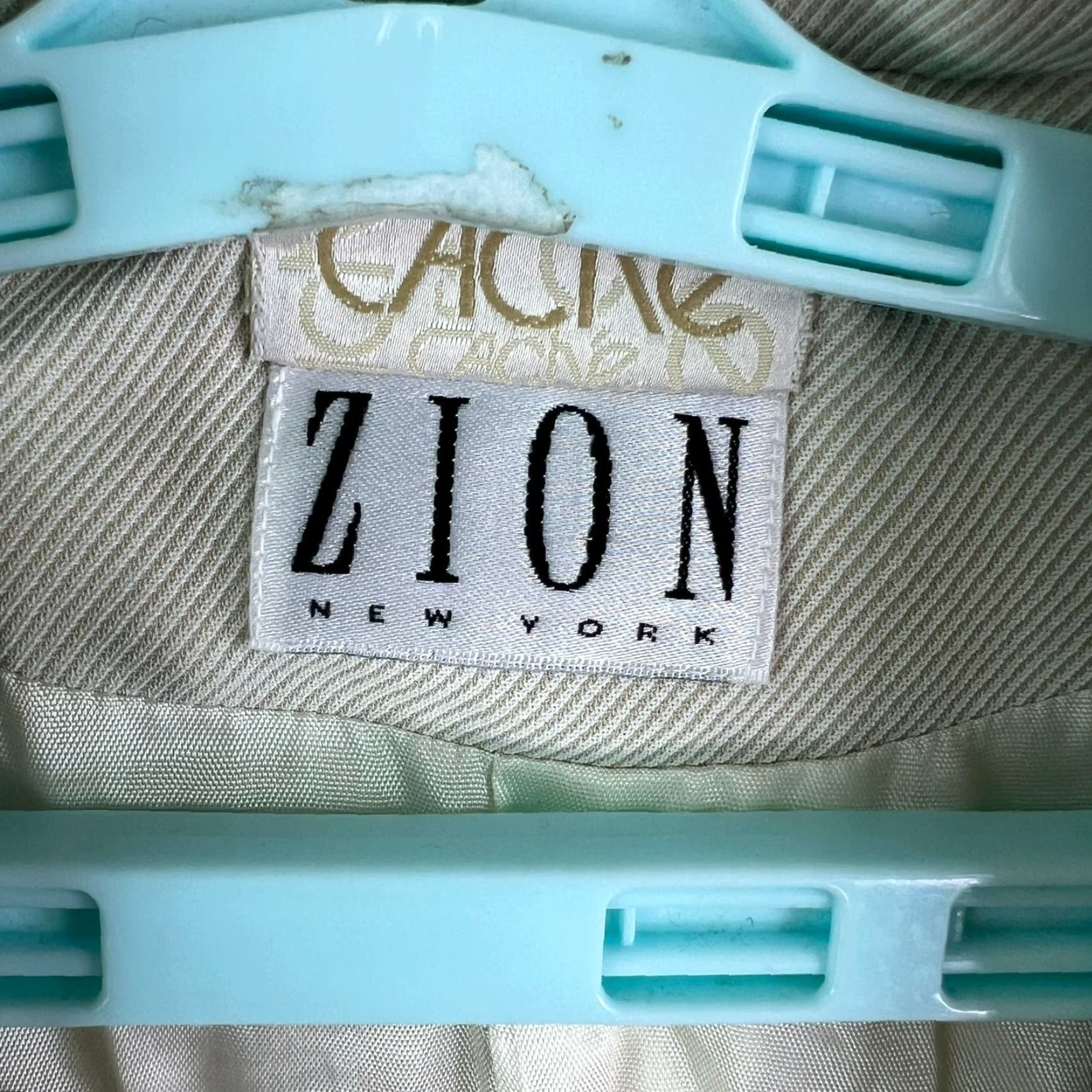 Vintage VINTAGE Cache Zion Blazer Jacket Plaid Beige Women Size 6 Single-Breasted Three-Button Notch Lapel Regular Fit Lined Dry Clean Only Include: Jacket Size M / US 6-8 / IT 42-44 - 3 Thumbnail