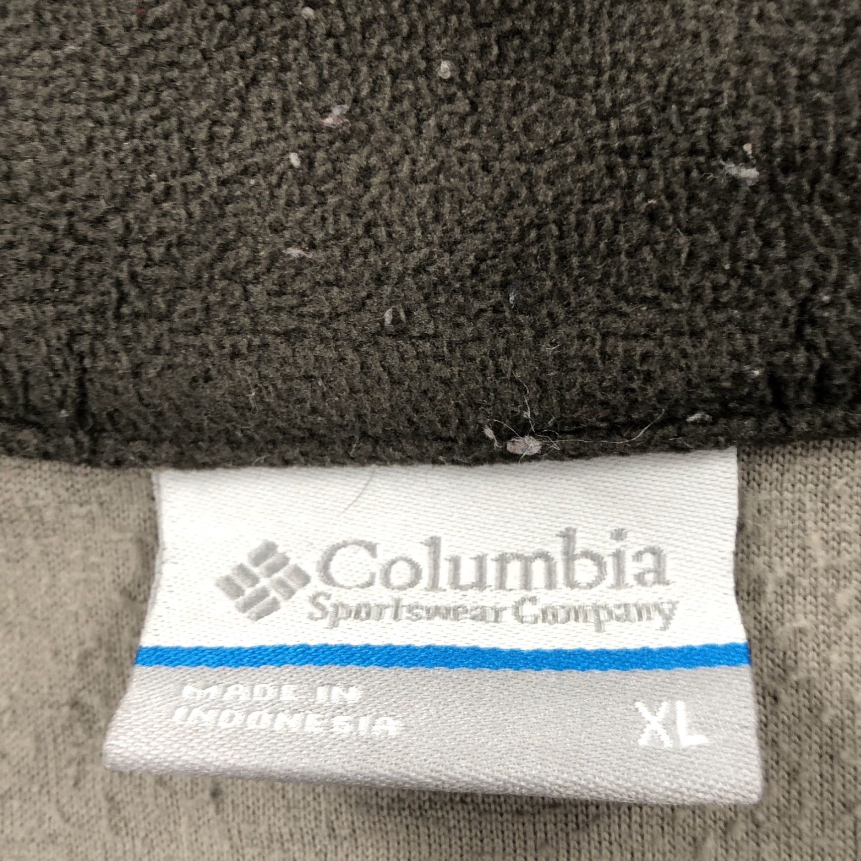 Vintage Columbia Sweatshirt Men XL Gray Black 1/4 Zip Long Sleeve Pullover Outdoor Winter Mock Neck Regular Size XL Mens Size US XL / EU 56 / 4 - 5 Thumbnail