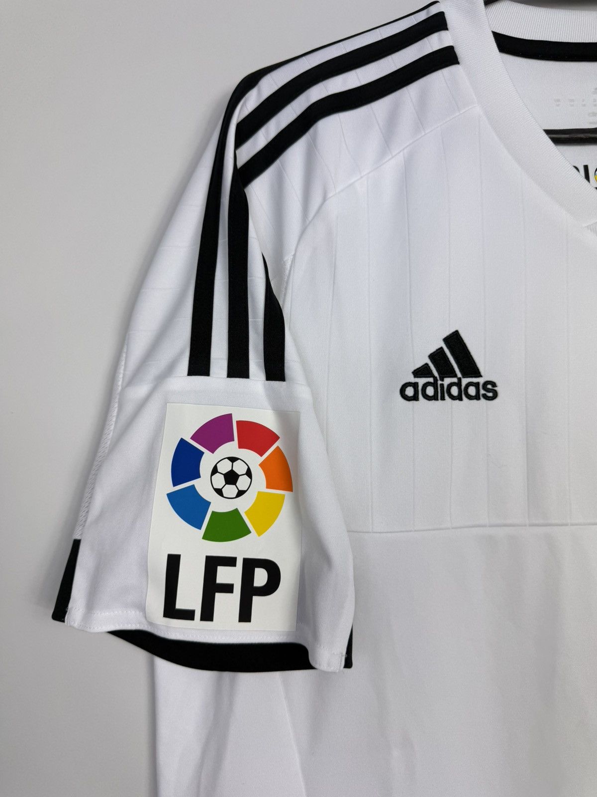 Adidas Adidas Valencia 2015/2016 Soccer Jersey Size US M / EU 48-50 / 2 - 3 Thumbnail