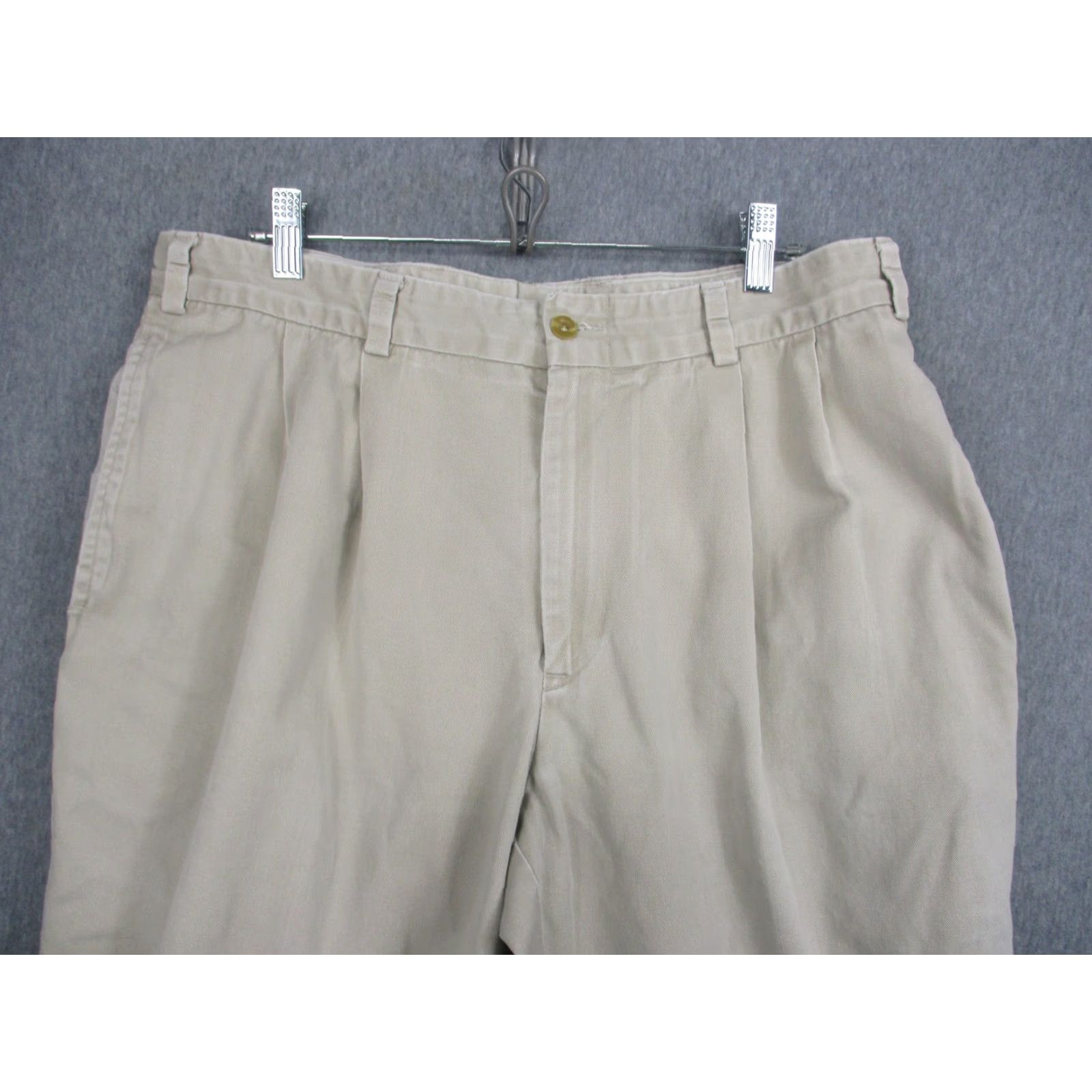 Bills Khakis Bills Khakis Pants Mens 37x31 Beige Pleated Chino Straight Leg Made USA Cotton Khakis Mens Pants Straight Leg 37 Beige USA Cotton Size US 37 - 5 Thumbnail