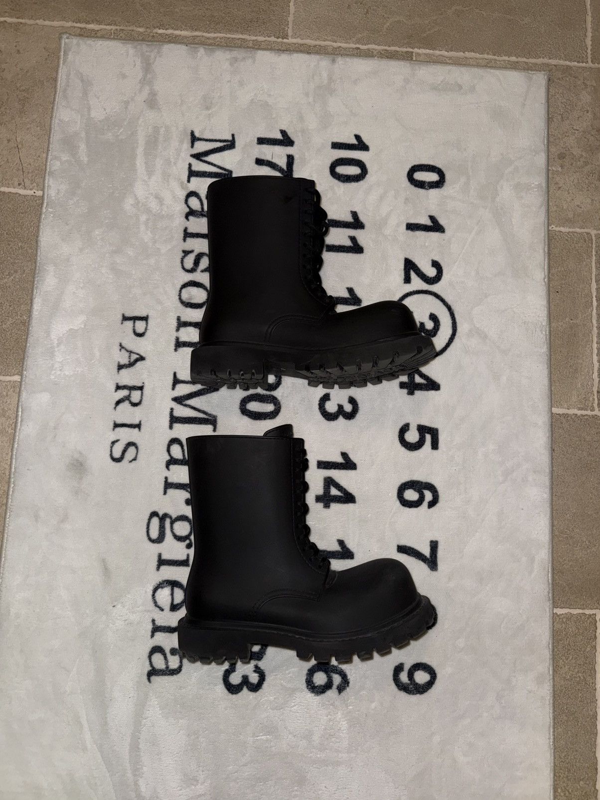 Balenciaga Balenciaga Steroid Boots Size US 9 / EU 42 - 1 Thumbnail