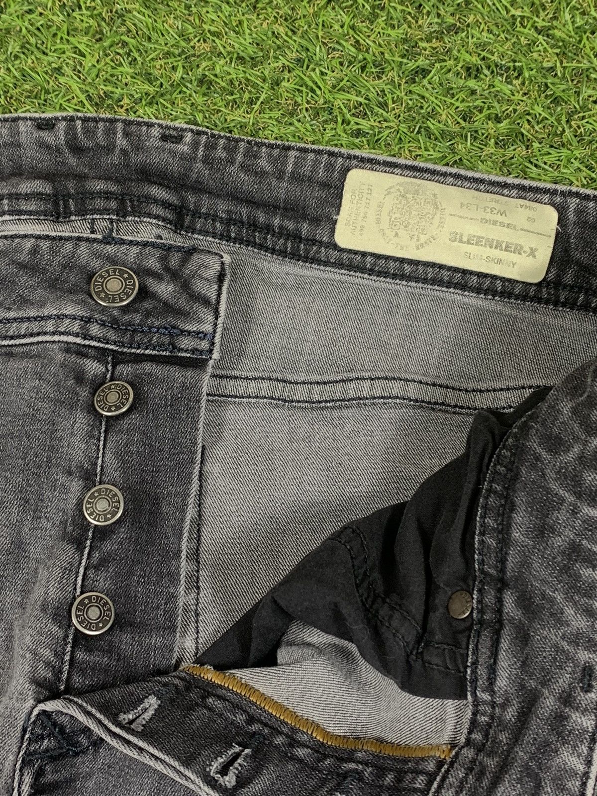 Diesel Vintage Diesel jeans gray denim y2k style size 33x34 Size US 33 - 5 Thumbnail