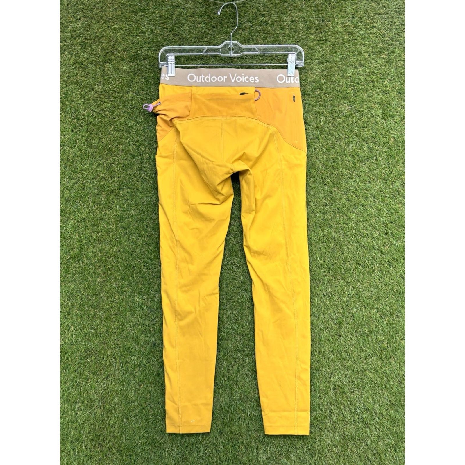 Outdoor Voices Outdoor Voices Zoom Full Length Leggings Womens M Pockets Yellow Hiking Legging Athletic Slim Fit 26in Inseam Size 32" / US 10 / IT 46 - 2 Thumbnail