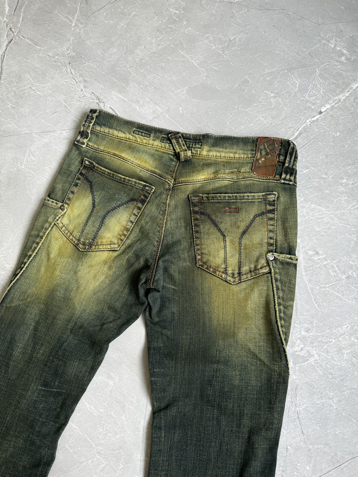 Miss Sixty Y2K Vintage Miss Sixty Flip Vargo Dirty Denim Jeans Bootcut Size 28" / US 6 / IT 42 - 16 Thumbnail
