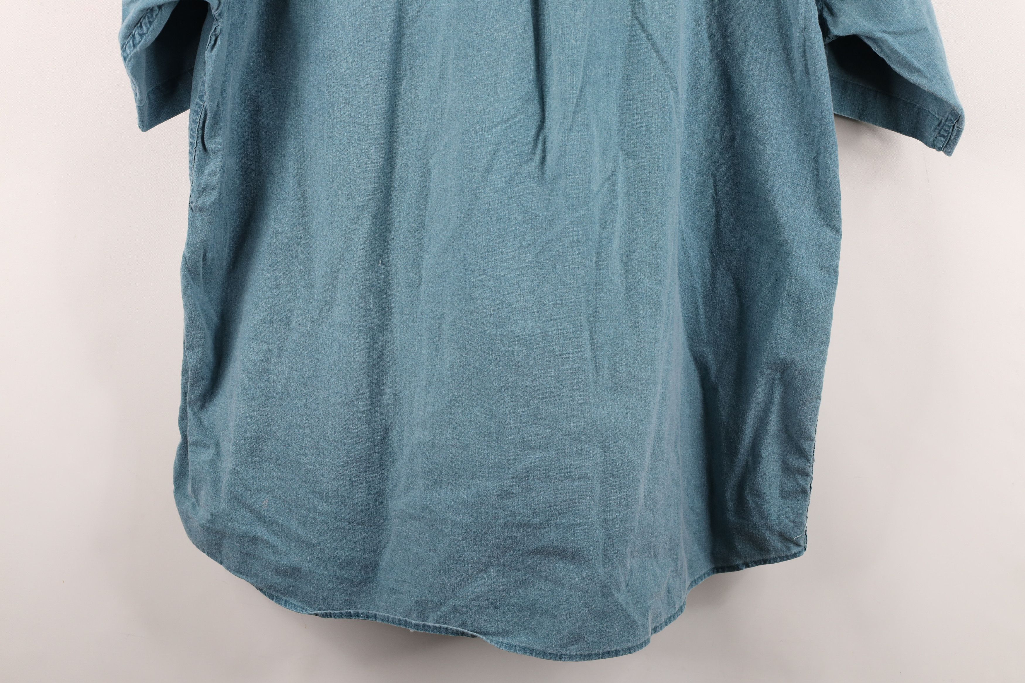 Vintage Vintage 90s Streetwear Baggy Fit Collared Button Down Shirt Size US L / EU 52-54 / 3 - 15 Thumbnail