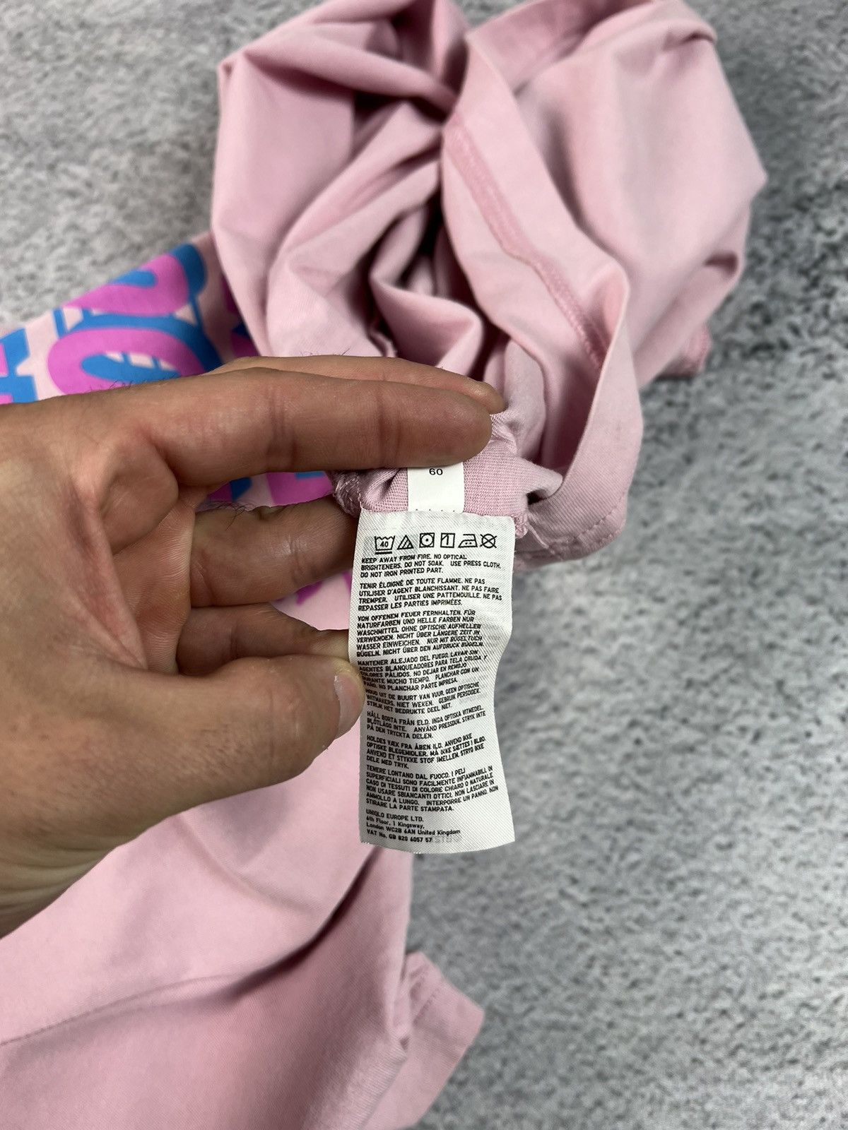 Uniqlo Uniqlo pinkish tough bunny tee Size US M / EU 48-50 / 2 - 6 Thumbnail