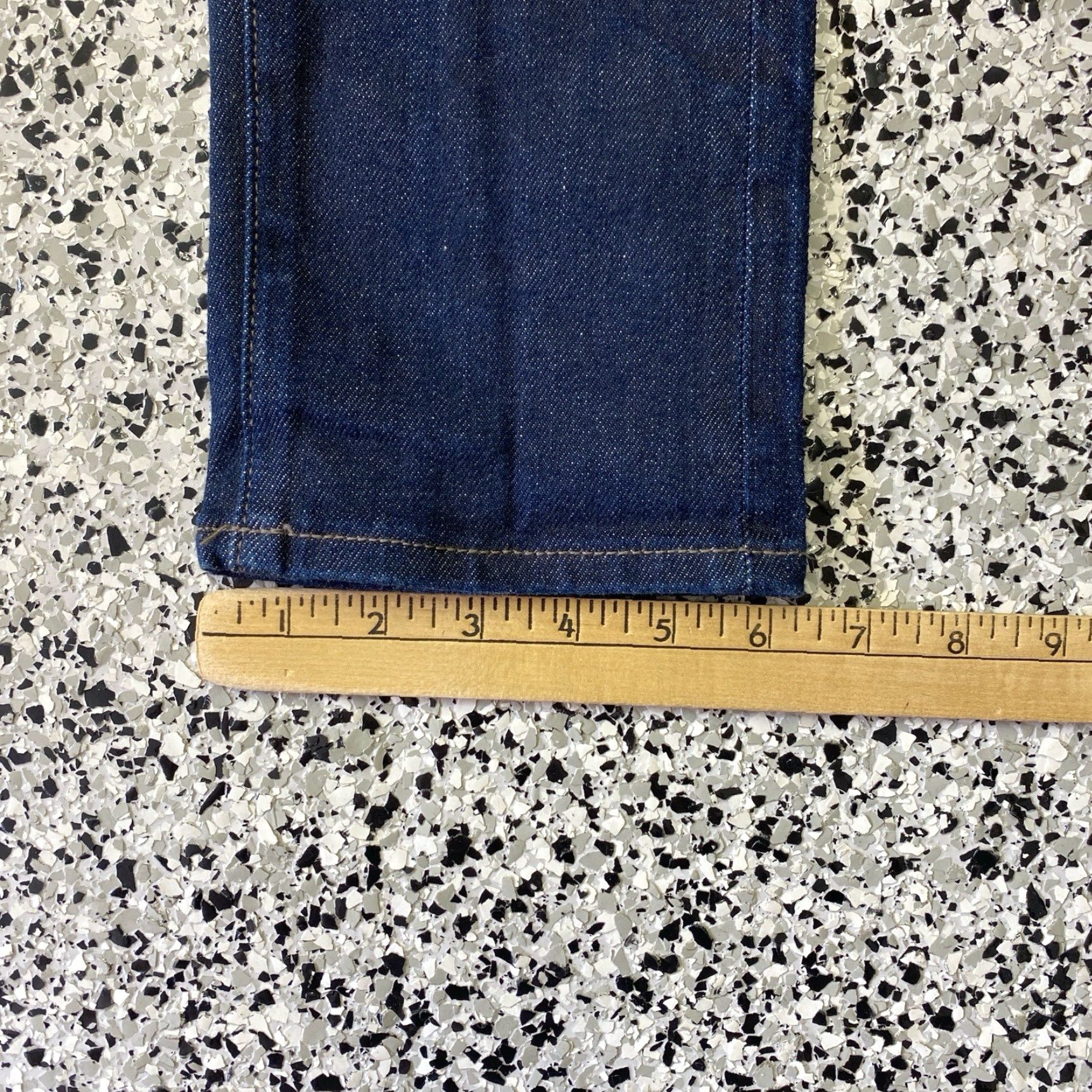 Uniqlo Uniqlo Men’s Raw Selvedge Denim Jeans Slim Straight Mid Rise 30x32 Blue 5-Pocket Mens Jeans Slim Inseam 32 Size US 30 / EU 46 - 2 Thumbnail