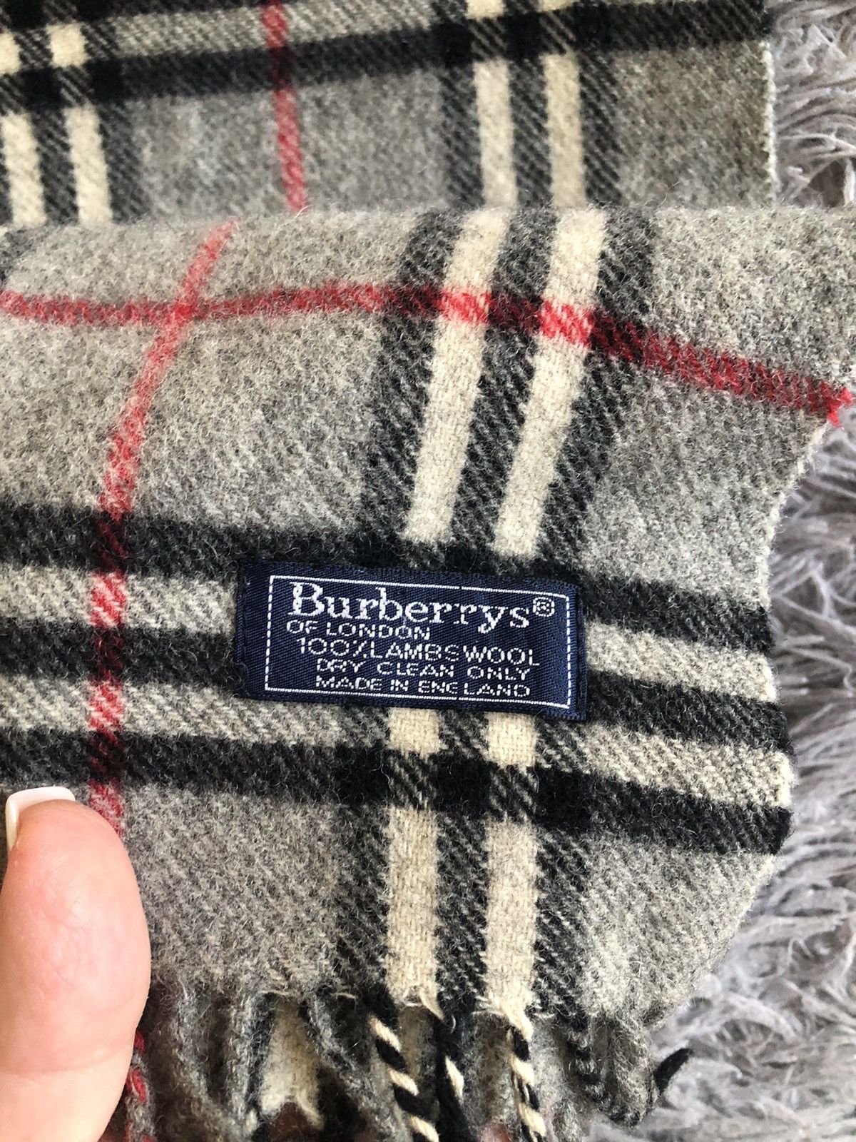 Burberry Scarf Burrberys Vintage Size ONE SIZE - 1 Thumbnail
