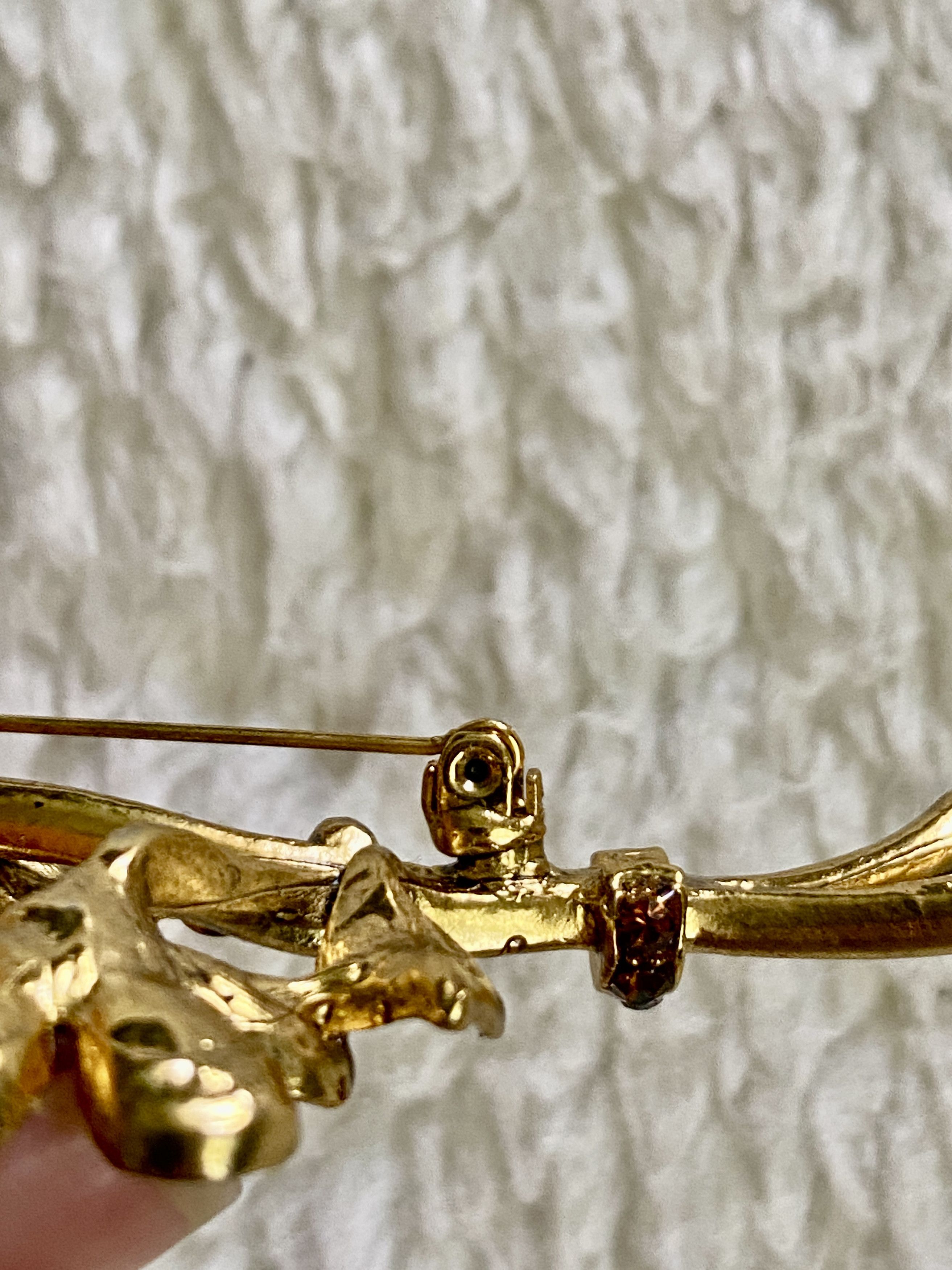 Other Vintage Gold Floral Bunch Brooch with Faux Rhinestones Size ONE SIZE - 4 Thumbnail