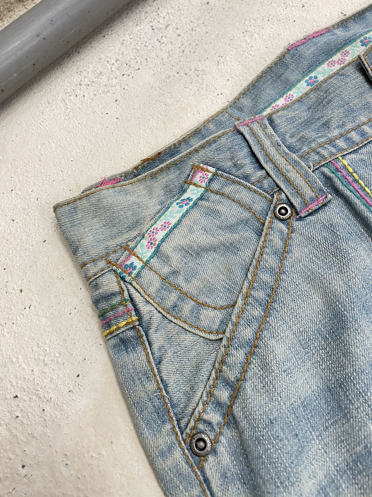 Hysteric Glamour Vintage Blue Moon Blue Girl Embroidery Clone Devgru Style Size 26" / US 2 / IT 38 - 10 Thumbnail