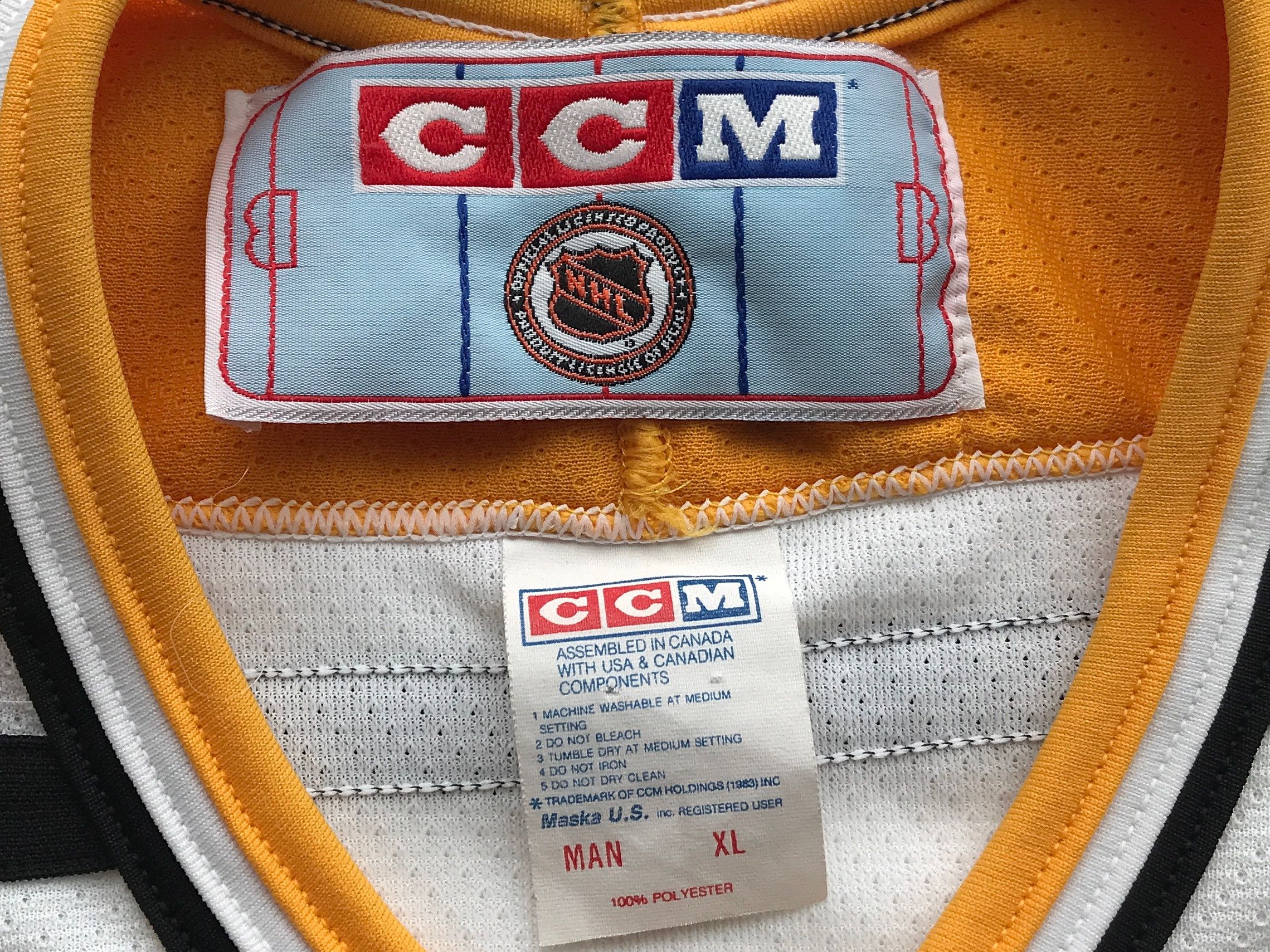 Ccm VINTAGE PITTSBURGH NHL MASKA / CCM JERSEY MADE IN CANADA Size US XL / EU 56 / 4 - 4 Thumbnail