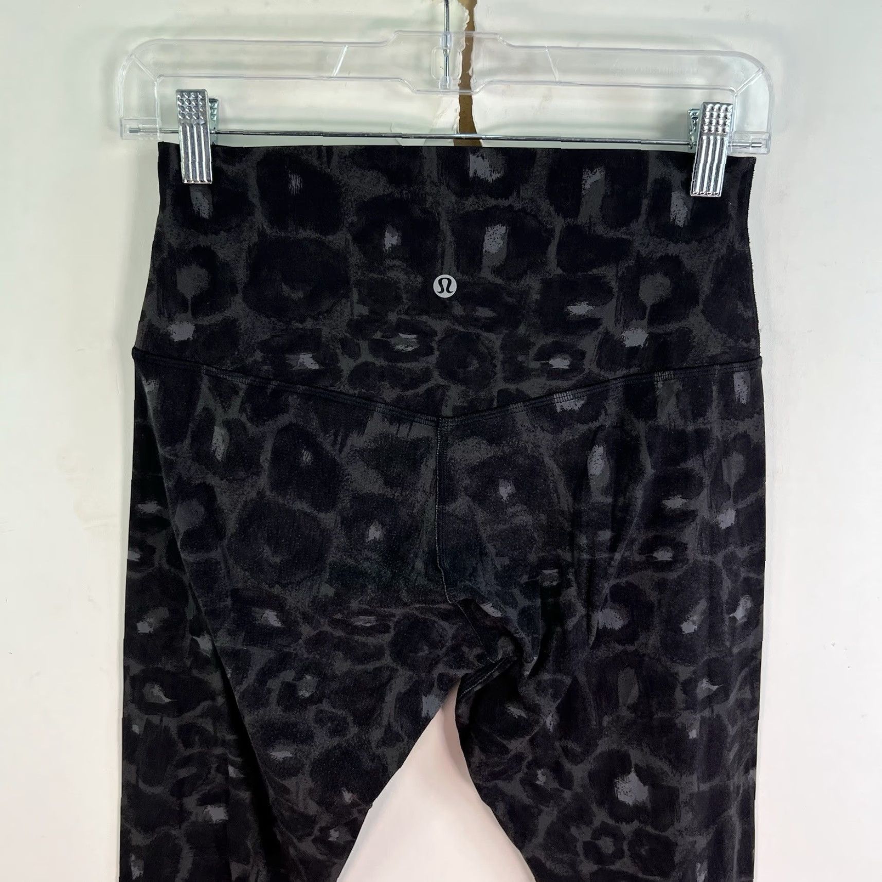 Lululemon VINTAGE Lululemon Wunder Under Leggings Womens 8 Black High Rise Compression 27 in Athletic Fit Size 30" / US 8 / IT 44 - 3 Thumbnail