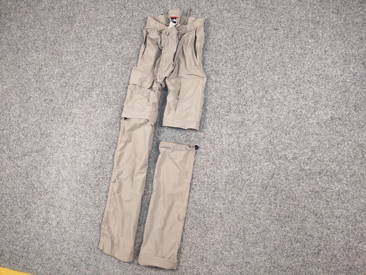 The North Face Vintage 90's The North Face Cargo Beige Track Pants x Shorts Size US 34 / EU 50 - 3 Thumbnail