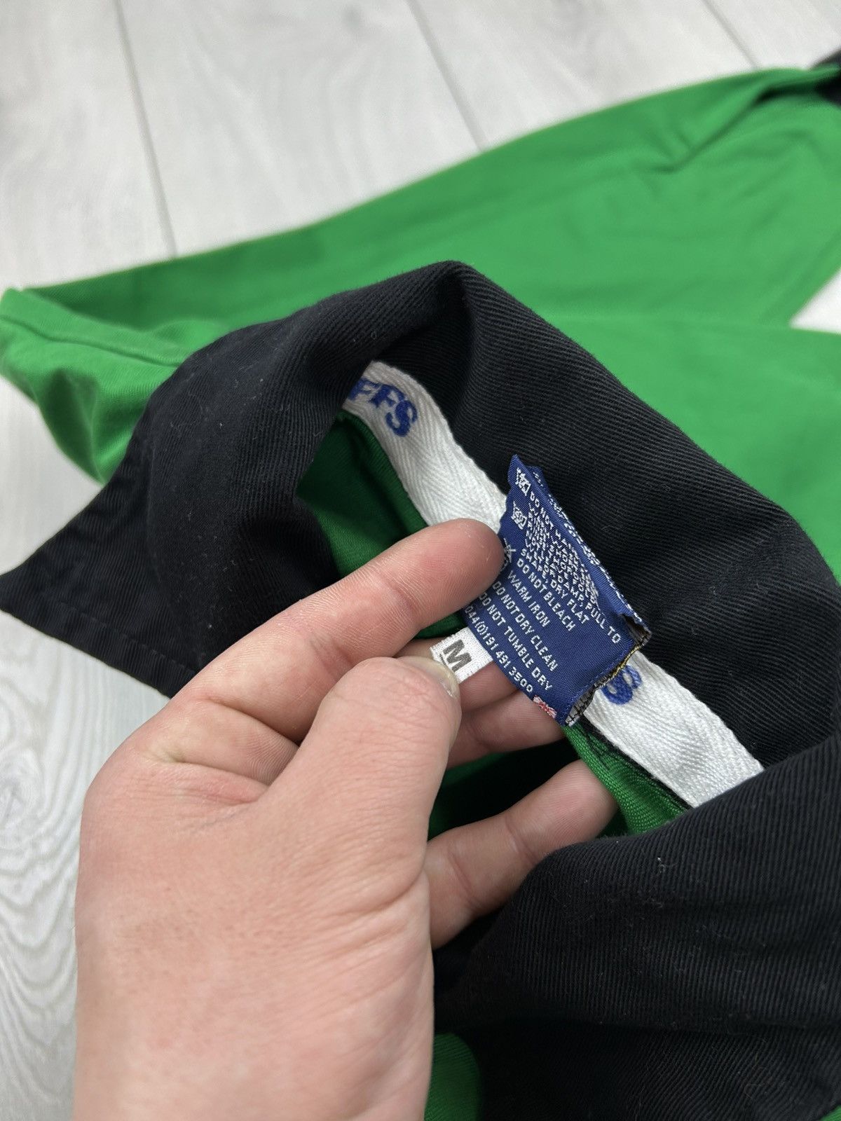 Vintage RETRO REPLICA FC PLYMOUTH ARGYL FOOTBALL SHIRT SIZE M Size US M / EU 48-50 / 2 - 7 Thumbnail