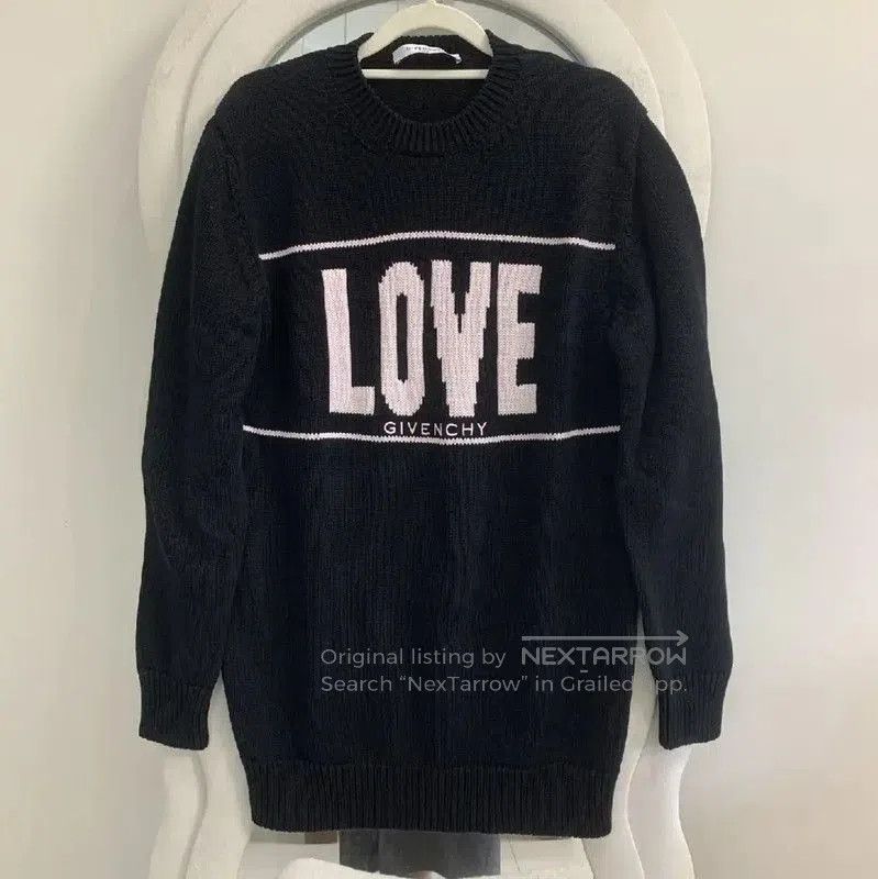 Givenchy Givenchy Black Knit Sweater with LOVE Design . Size XS / US 0-2 / IT 36-38 - 1 Thumbnail