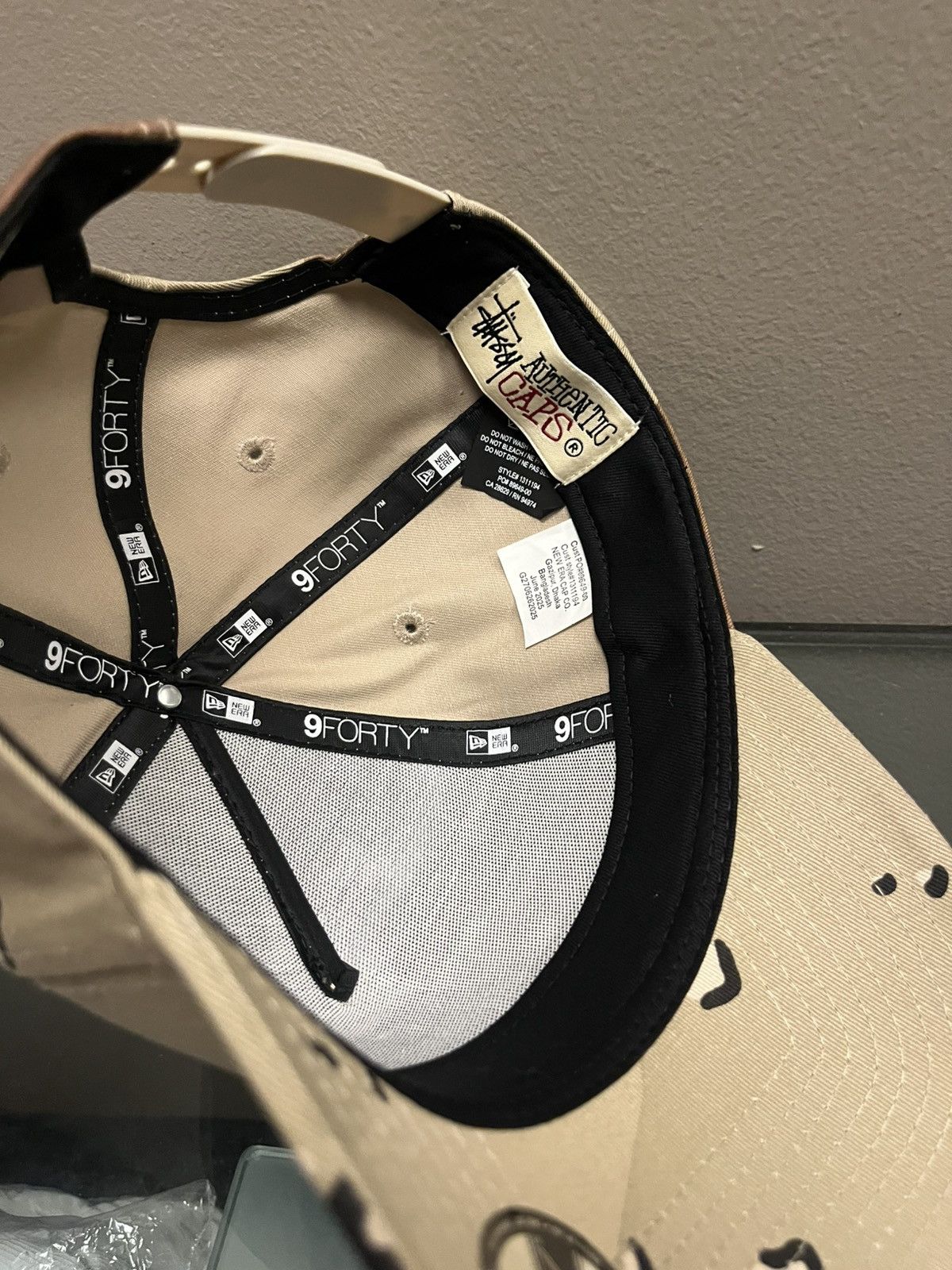 Stussy ‘25 STUSSY 9forty RARE out tag basic desert new era snapback Size ONE SIZE - 8 Thumbnail
