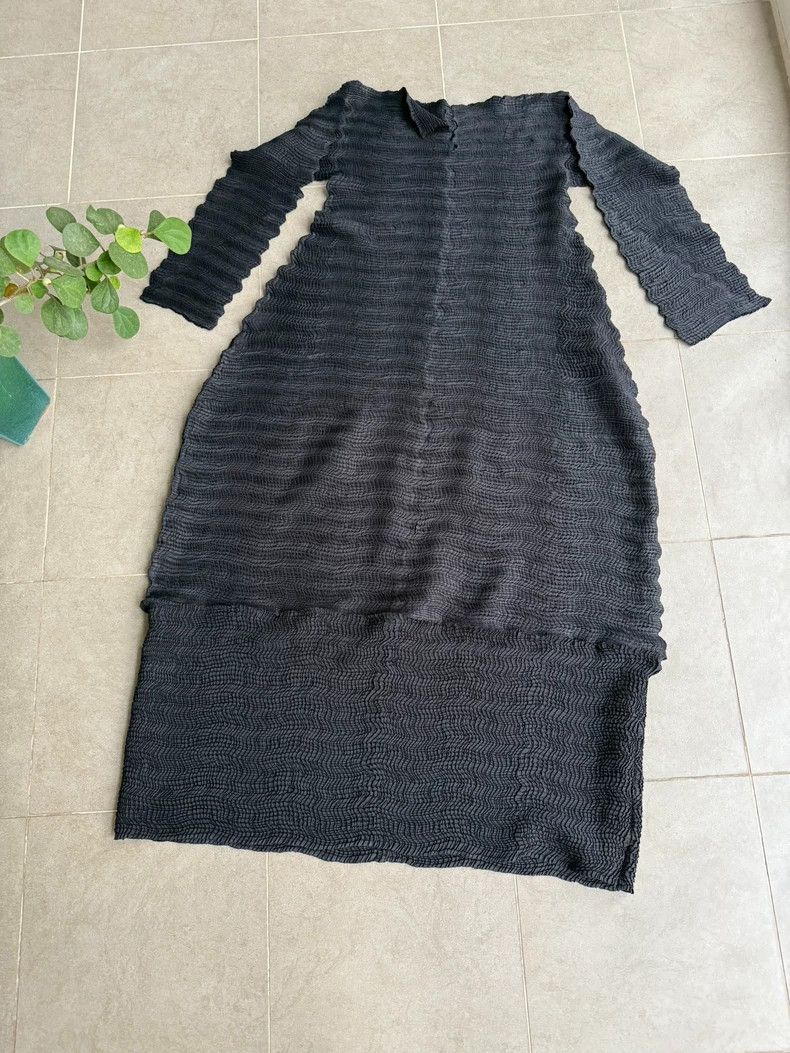 Issey Miyake Issey Miyake Black long-sleeved dress with a main line Size M / US 6-8 / IT 42-44 - 8 Thumbnail