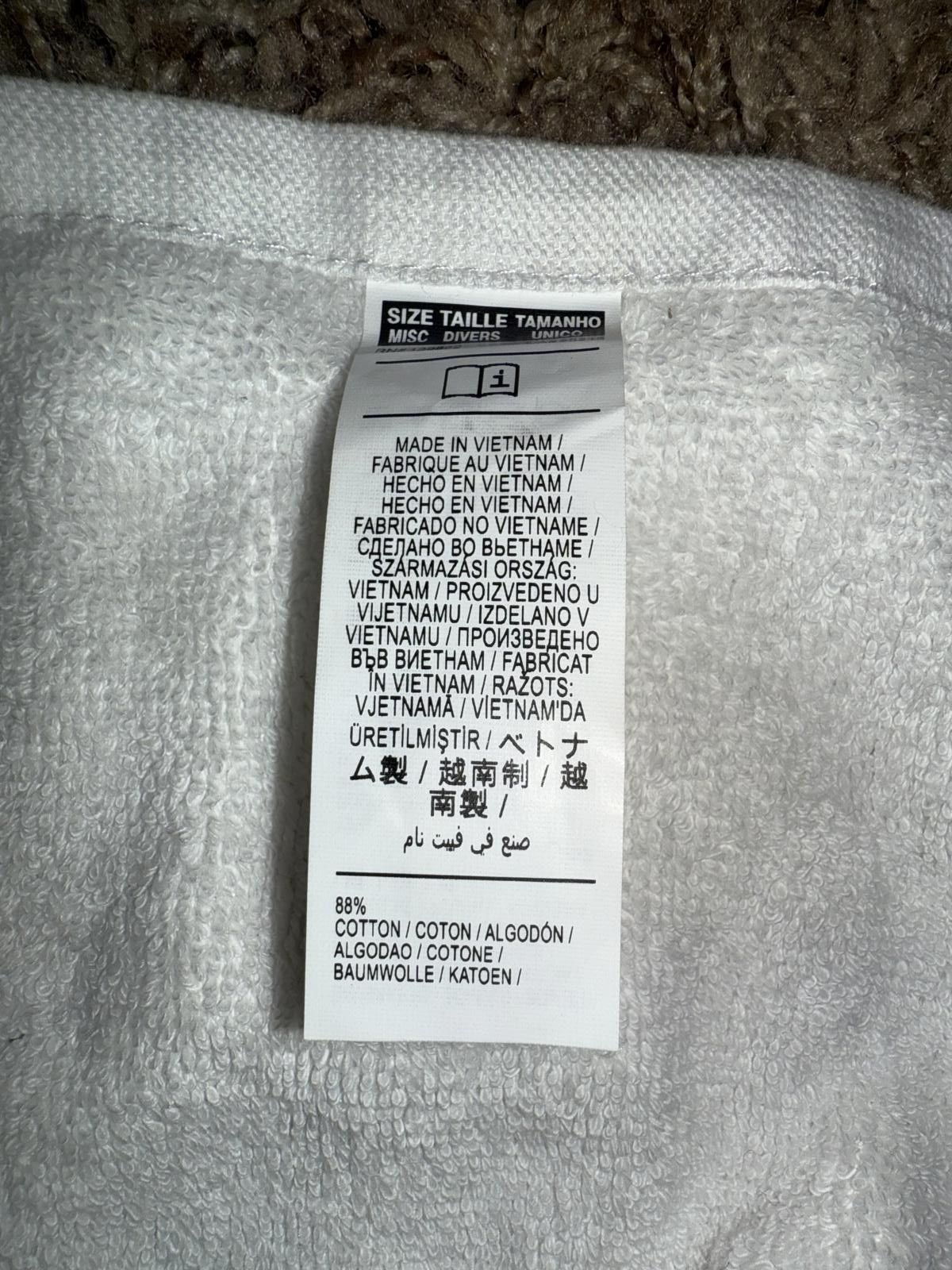 Nike Nike Alpha Football Quarterback White Black Towel Size ONE SIZE - 7 Thumbnail