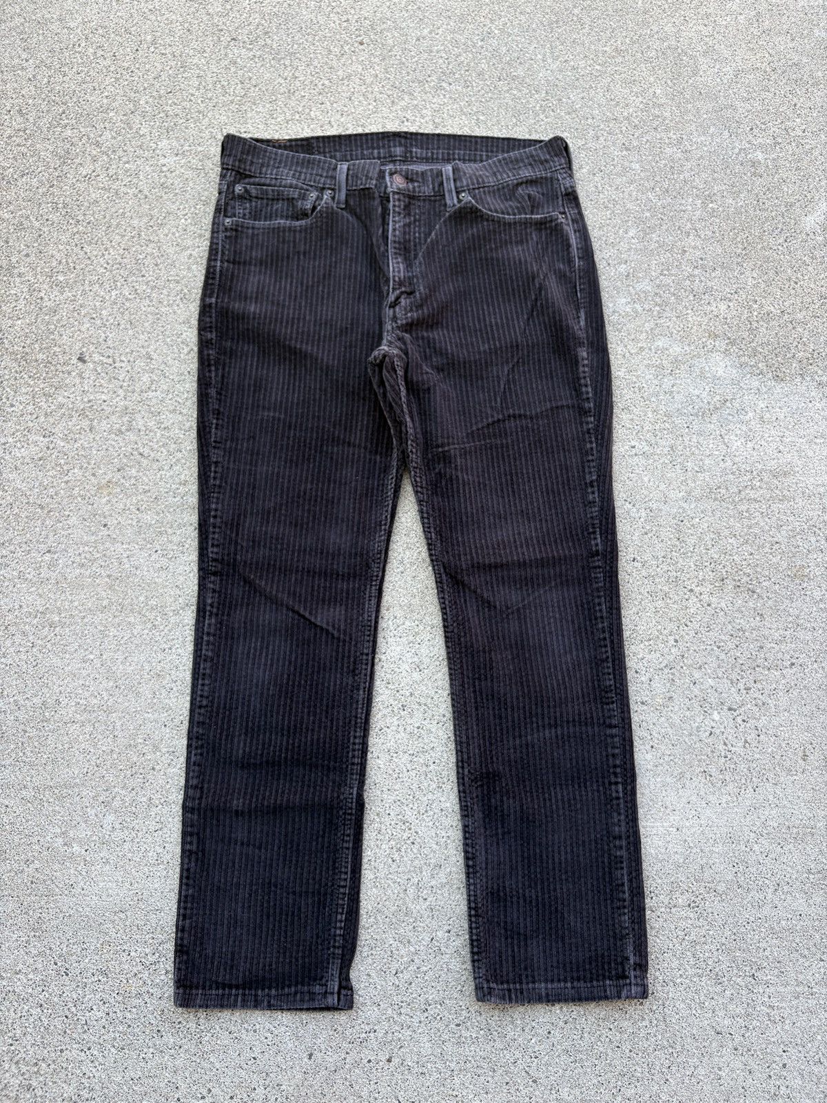Levi's Vintage 2011 Corduroy Levi’s 511 Straight Fit Jeans Sz 34x30 Size US 34 / EU 50 - 1 Thumbnail