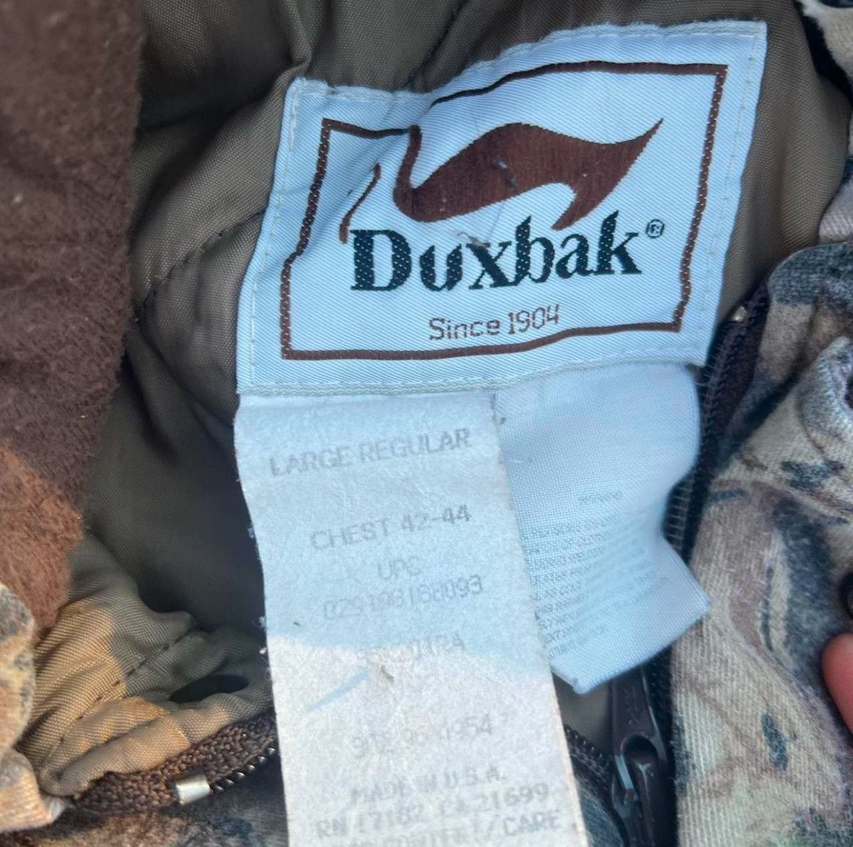 Vintage Vintage Duxbak Camo Workwear Jacket Size US L / EU 52-54 / 3 - 3 Thumbnail