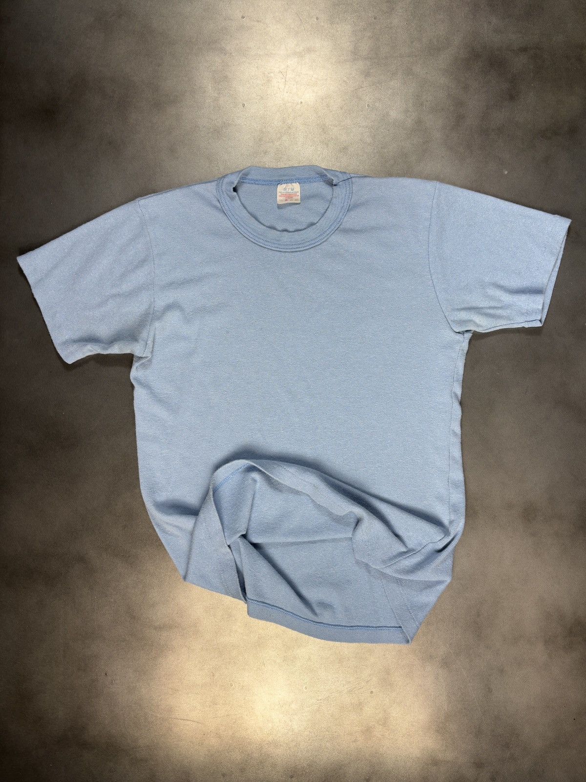 Vintage Vintage Blank T-Shirt 80s Workwear Surplus Stretch 50/50 Men Size US S / EU 44-46 / 1 - 1 Thumbnail