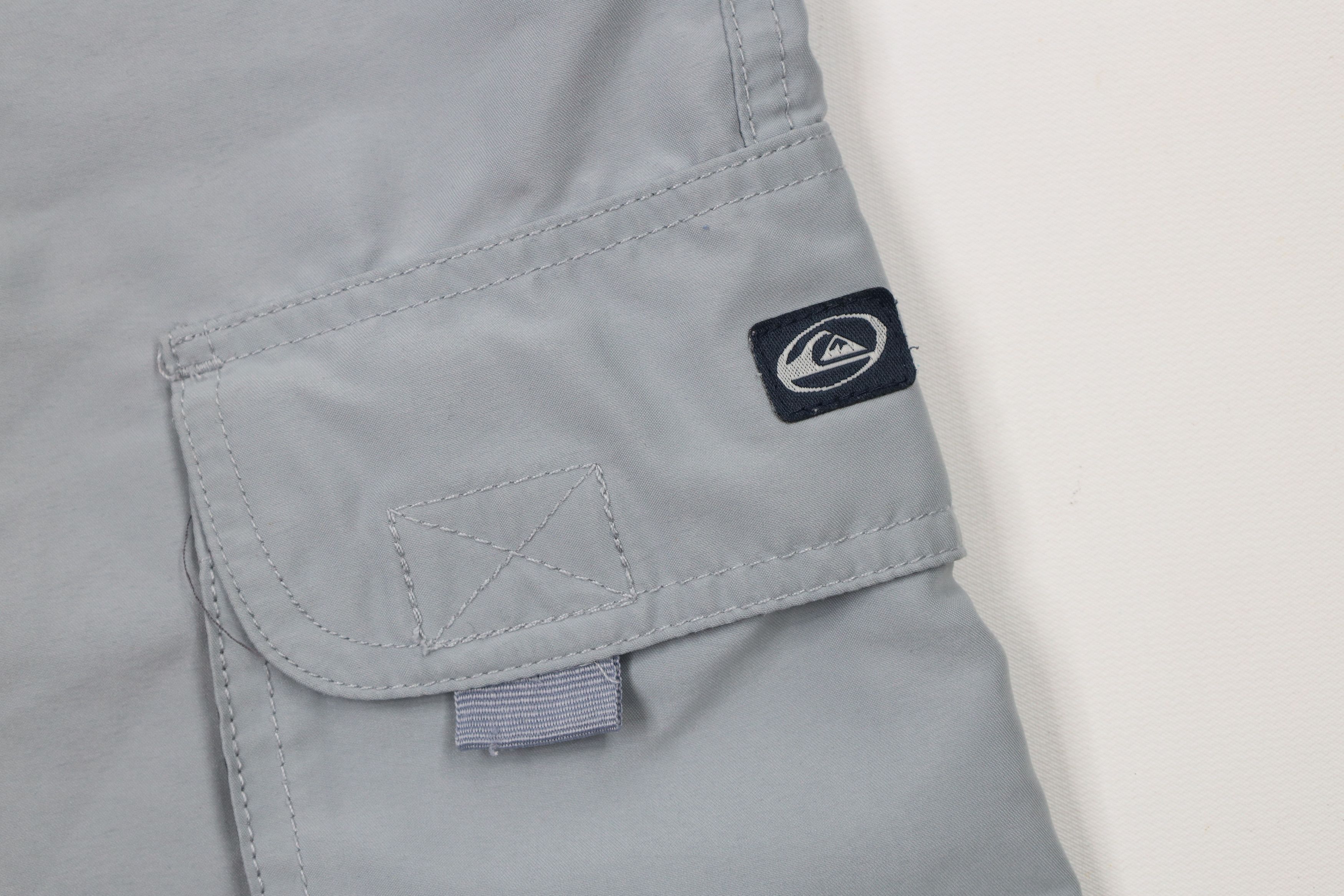 Quiksilver × Vintage Vintage 90s Y2K Quiksilver Surfing Cargo Shorts Gray Size US 30 / EU 46 - 5 Thumbnail
