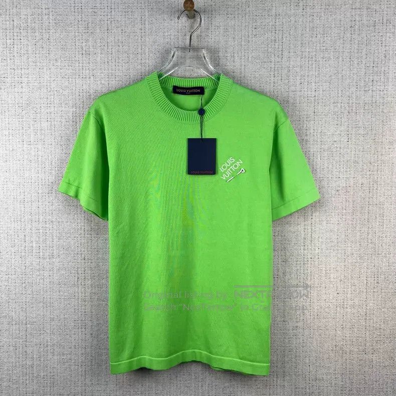 Louis Vuitton Louis Vuitton Solid color pin letter embroidered logo crew Size US XS / EU 42 / 0 - 1 Thumbnail